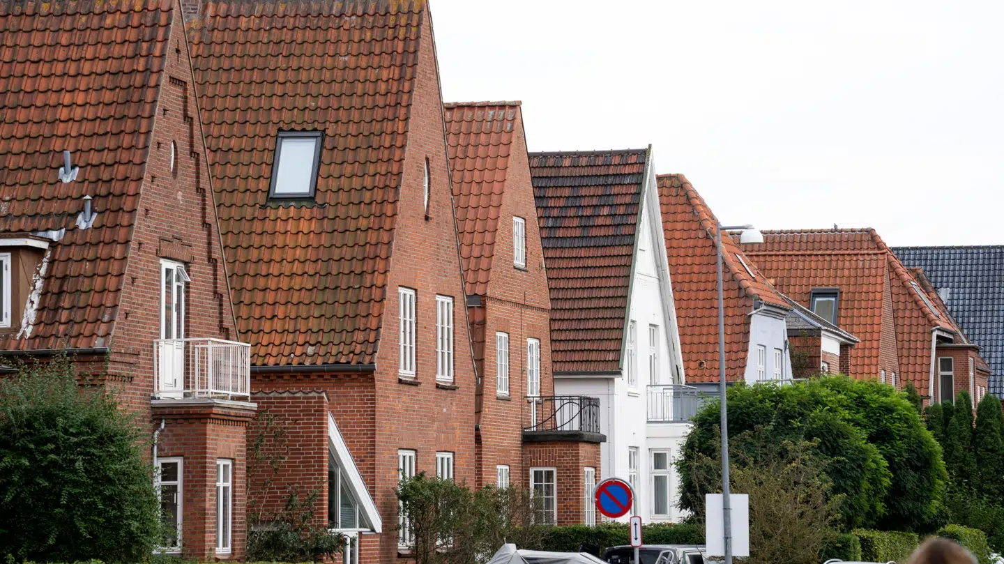 Det er blevet 5.000 kroner dyrere at have hus med naturgasfyr, viser en ny analyse.