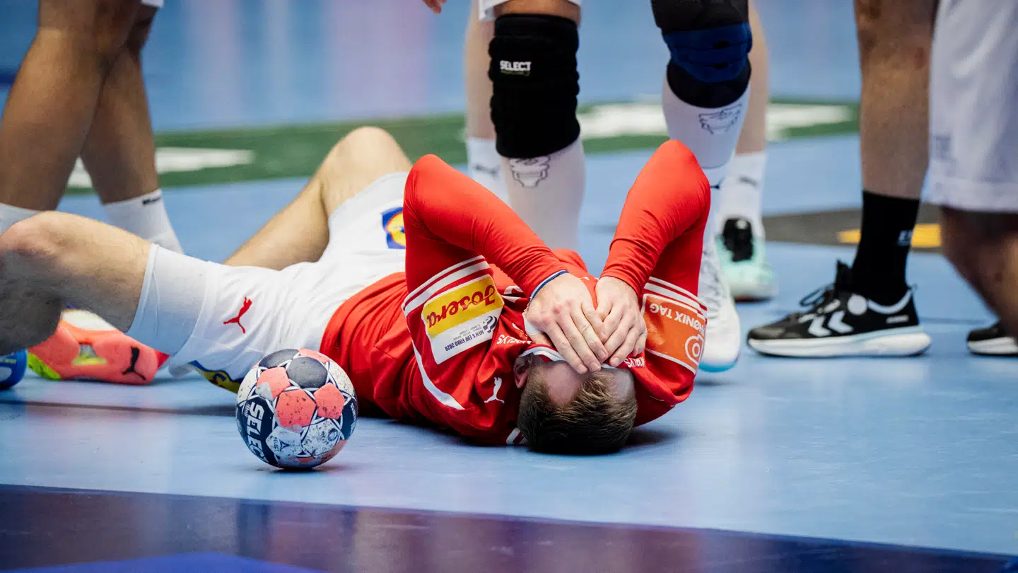 Mathias Gidsel får ofte en hård behandling.