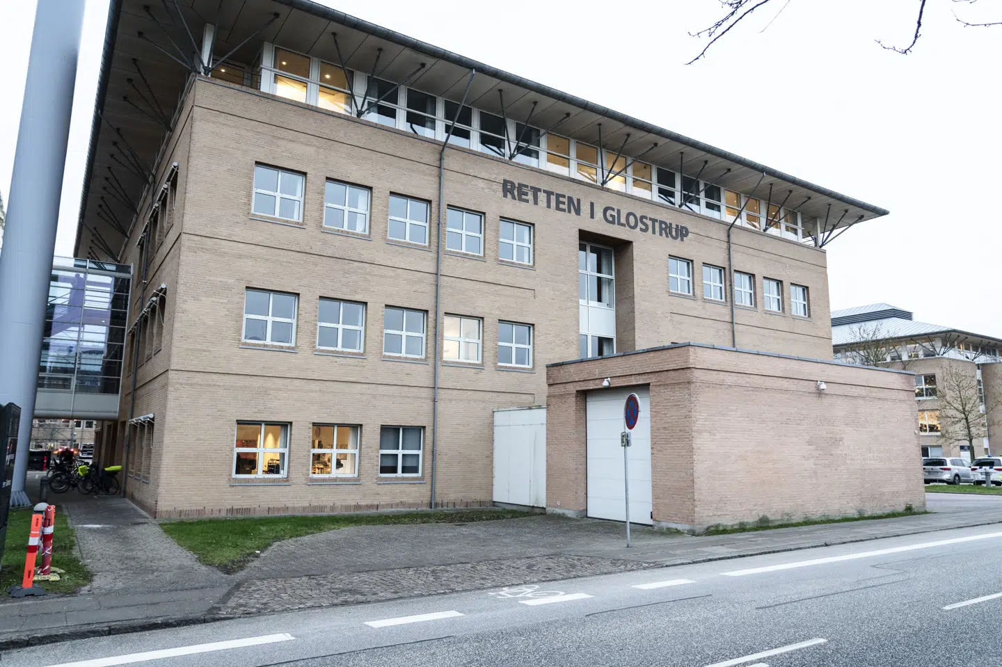 Retten i Glostrup ventes i april at afsige dom i en sag mod en mand, der er tiltalt for at have fremmet terror. (Arkivfoto).