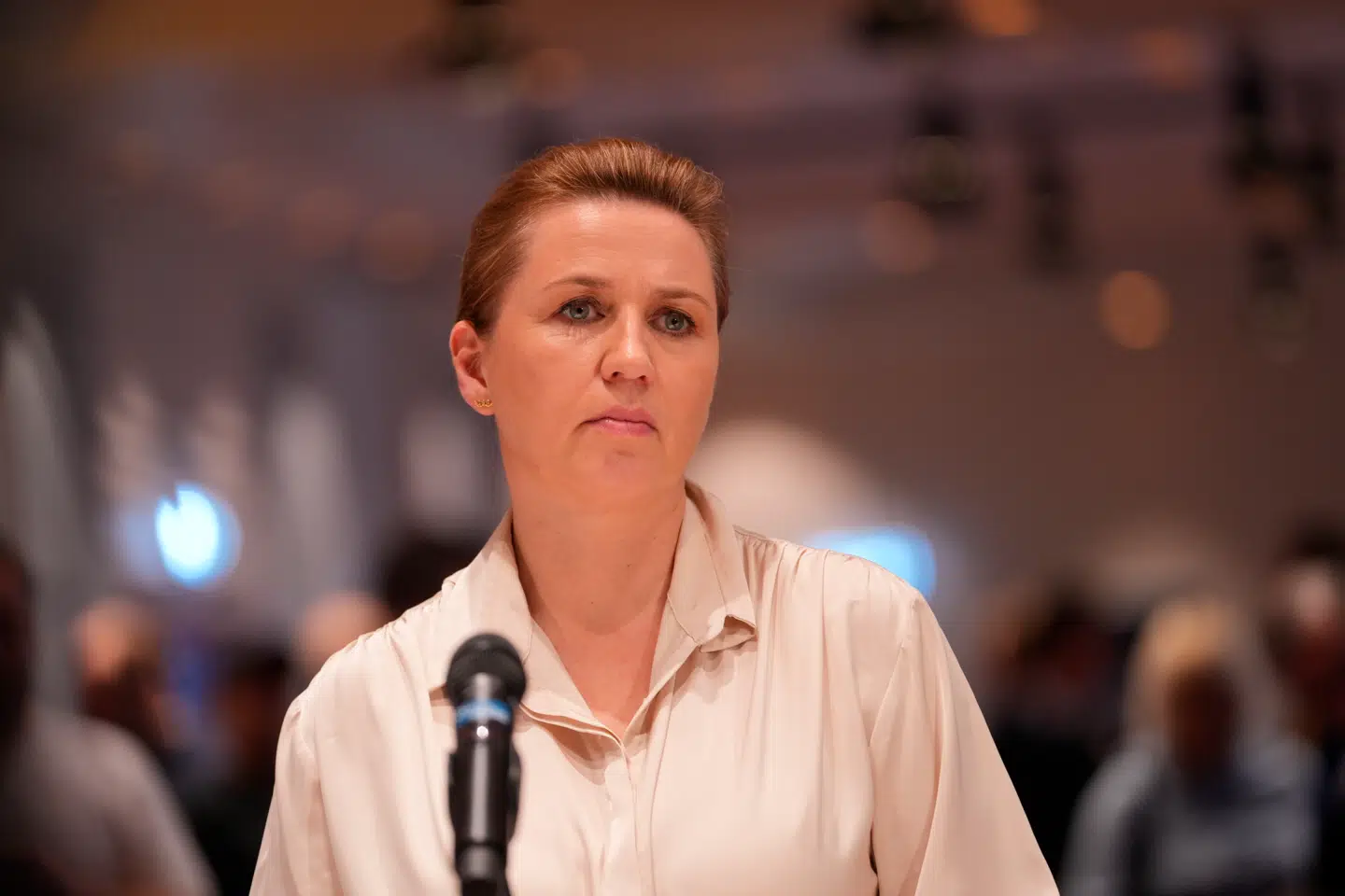 Tre dage før folketingsvalget mener Mette Frederiksen pludselig, at børneforældre skal have mulighed for at gå ned i tid.