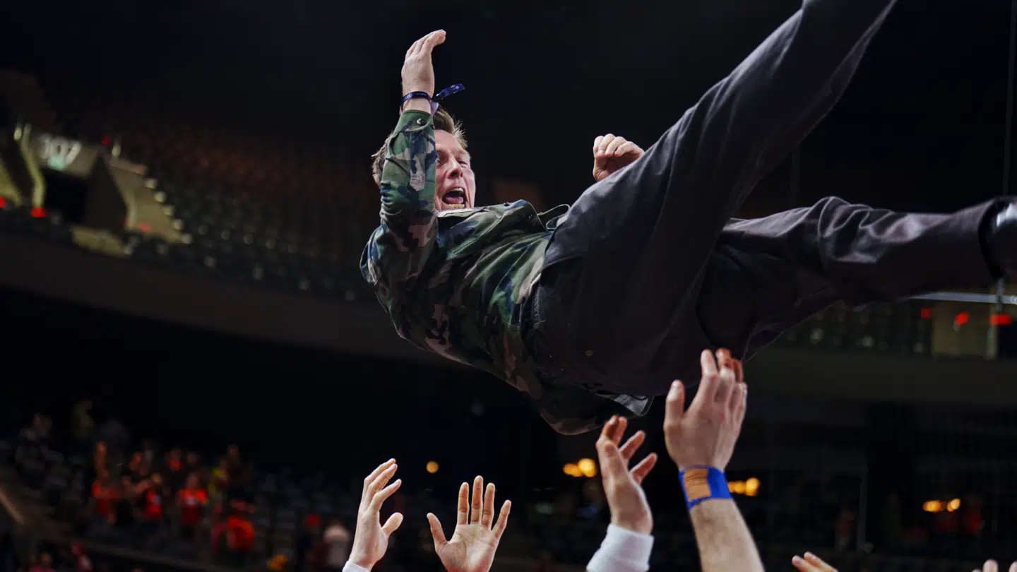 Lindberg fik en lufttur af spillerne.