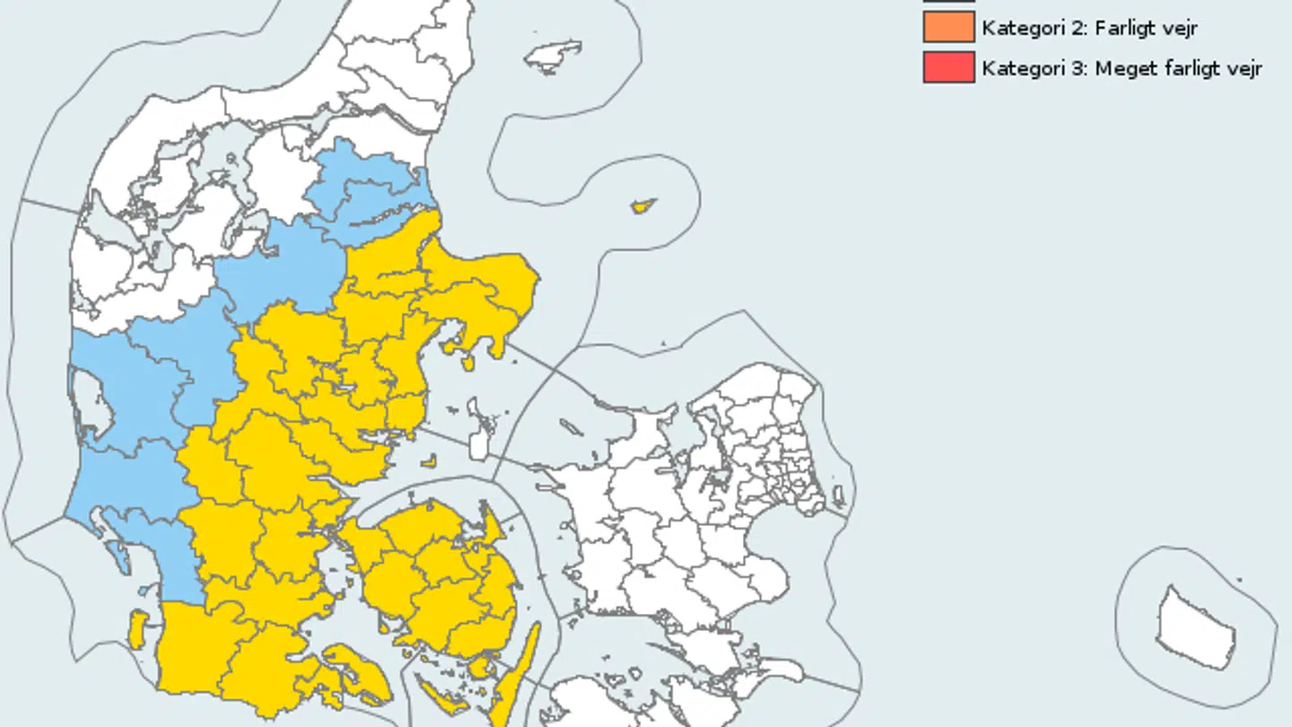 Her ses en grafik over landet, hvor de gule områder markerer varslingsområderne, og de blå markerer, hvor der er udsendt en risikomelding.