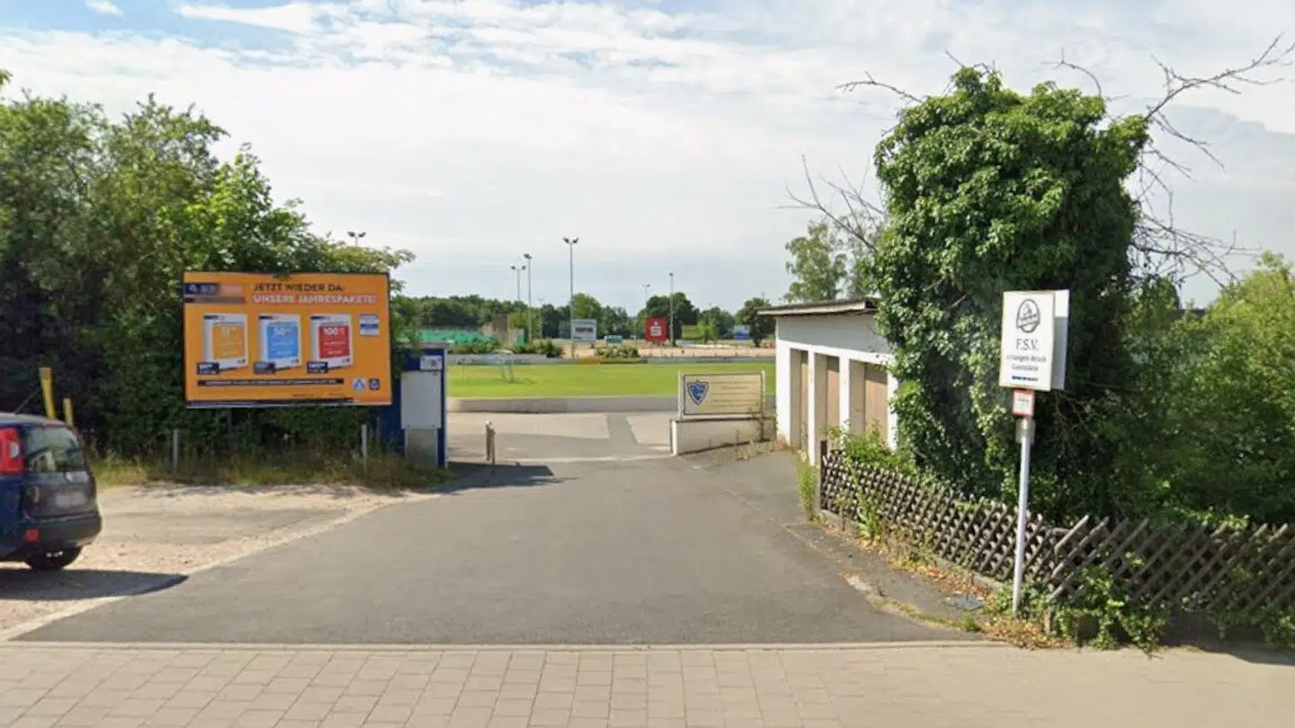 Tragedien, der kostede den syv-årige dreng livet, indtraf på dette stadion i Erlangen i det sydlige Tyskland.