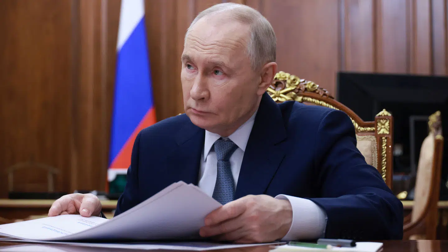 Ifølge præsidenten, skal landet tilbage til økonomisk vækst.