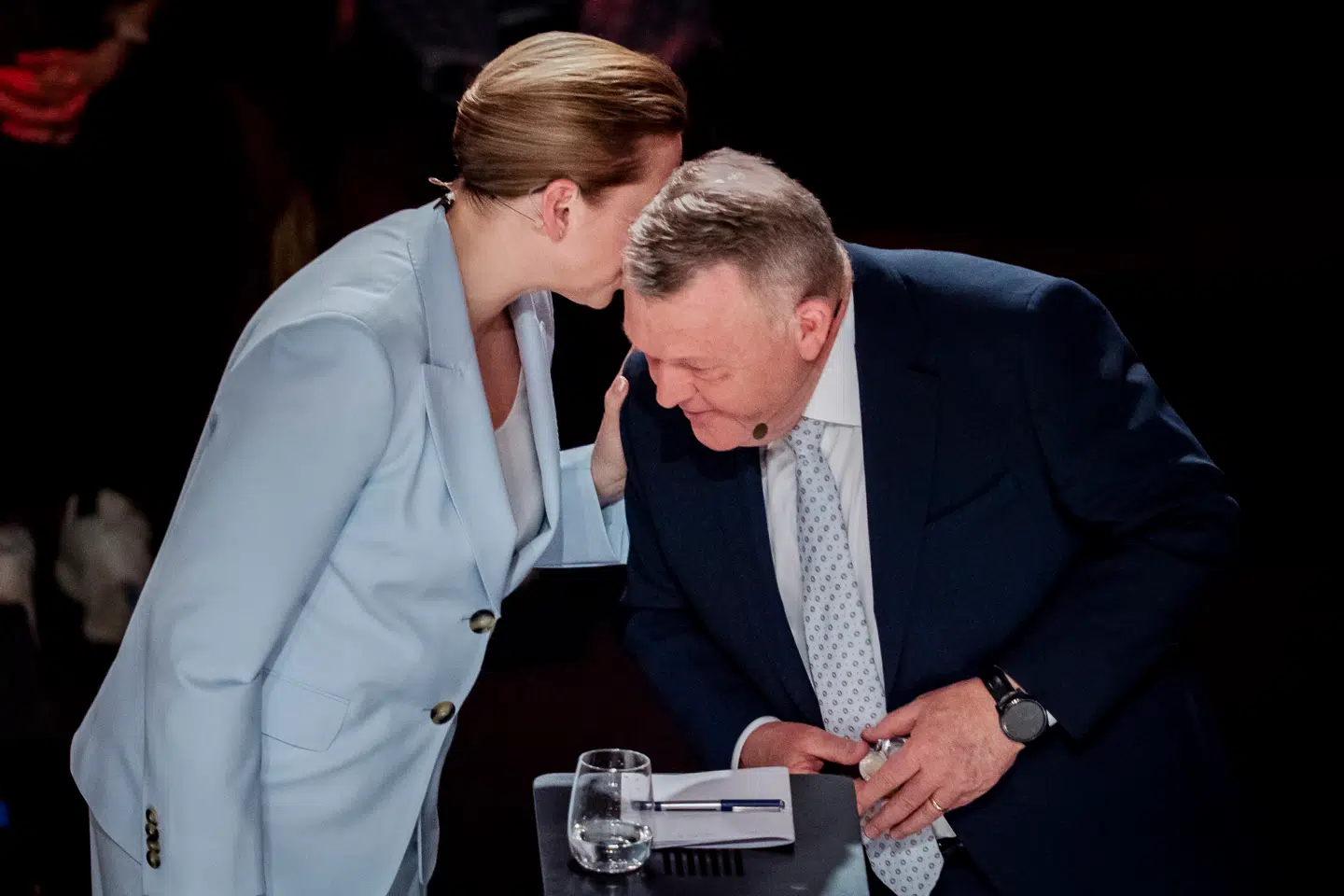 Statsminister Mette Frederiksen (S) og Lars Løkke Rasmussen (M) under partilederdebatten Demokratiets Aften på DR1 i Koncerthuset, DR Byen i København, søndag den 22. marts 2026.