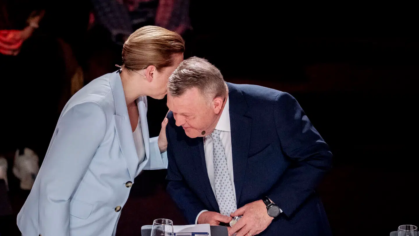 Statsminister Mette Frederiksen (S) og Lars Løkke Rasmussen (M) under partilederdebatten Demokratiets Aften på DR1 i Koncerthuset, DR Byen i København, søndag den 22. marts 2026.