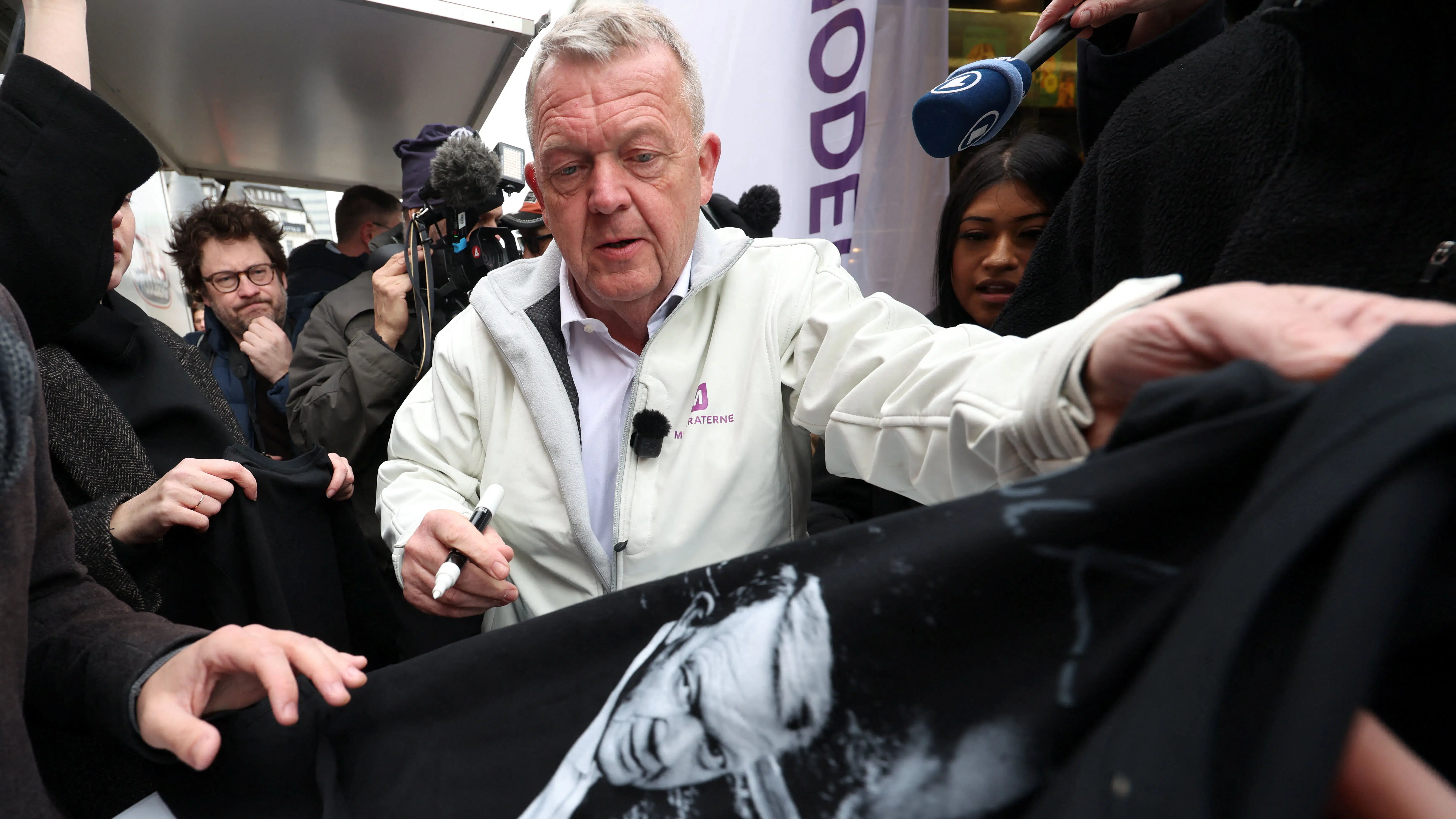 Qvortrup med forudsigelse på valgdagen: Hold øje med 'Løkke-mania'