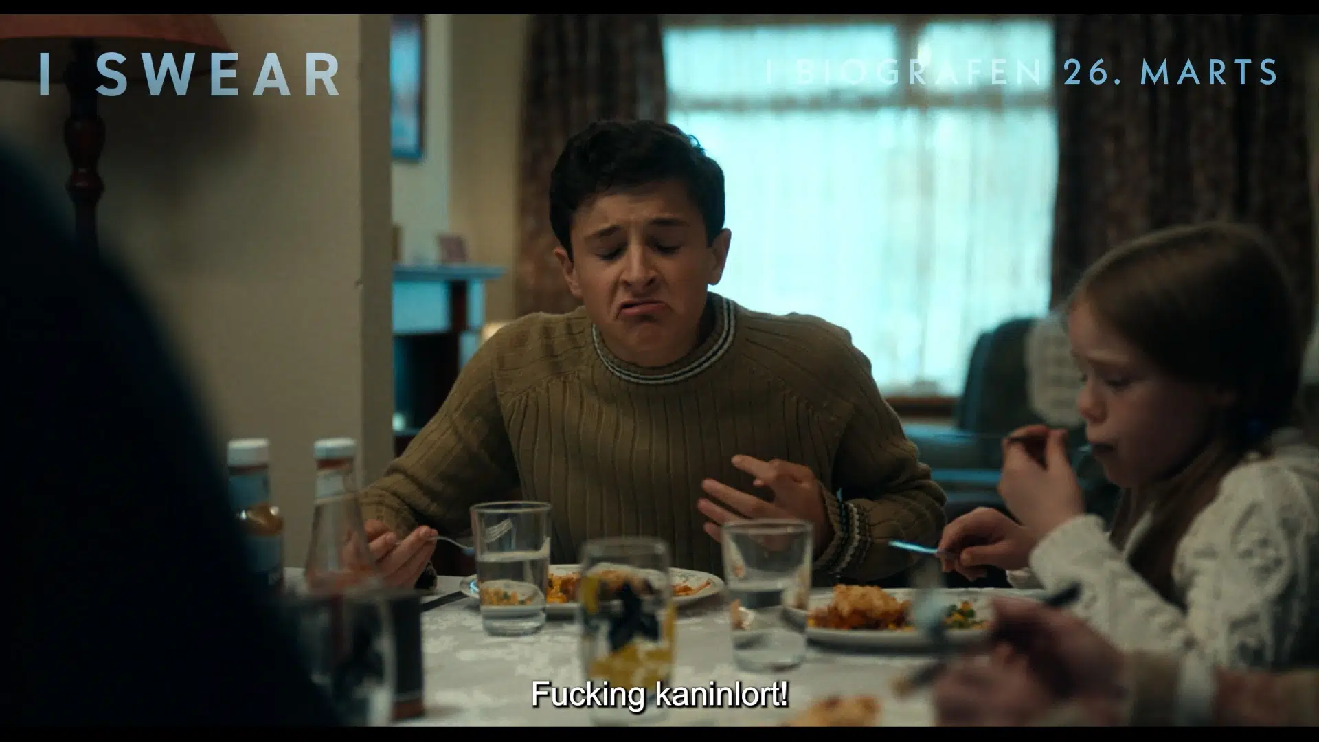 Seks stjerner: Ja, det er sjovt, når han råber »Fuck the queen!«