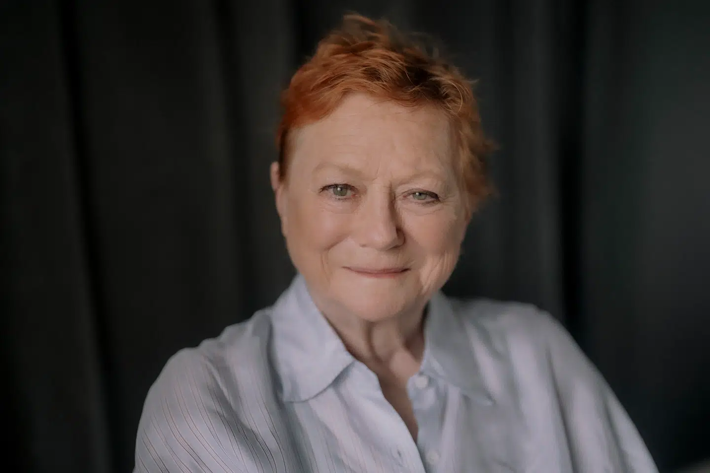 Lisbet Dahl fylder 80 år torsdag den 9. april: »Som barn var jeg så ked af at være født på den dag, tyskerne besatte Danmark. Min mor sagde, at det skulle jeg ikke være: »Du er nemlig født halv seks om aftenen, så de satte flaget på hel, da det viste sig, at du kom.«