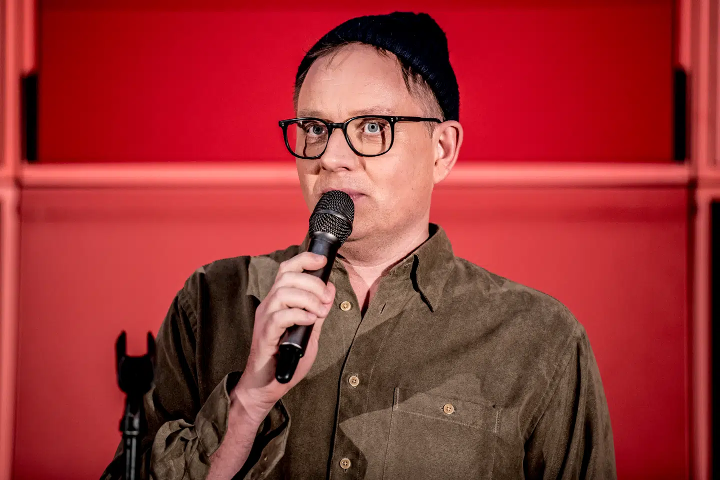 Jan Lagermand Lundme har været underholdningschef i Danmarks Radio, hvor han blandt andet har stået bag 'X Factor' og 'Melodi Grand Prix'. I dag er han redaktør i public service-huset med ansvar for blandt andet det nye DR-hit 'Hotel Romantik'.