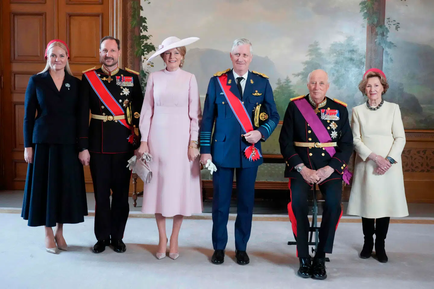 Kronprinsesse Mette-Marit var tirsdag – sammen med kronprins Haakon og de norske værter, kong Harald og dronning Sonja – med til at tage imod de belgiske kong Philippe og dronning Mathilde på Slottet i Oslo.