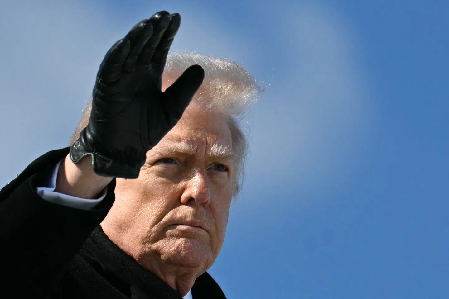 Donald Trump har kastet USA og verden ud i en krig med uoverskuelige konsekvenser. Pludselig er økonomien blevet et vigtigt våben i den højspændte konflikt.