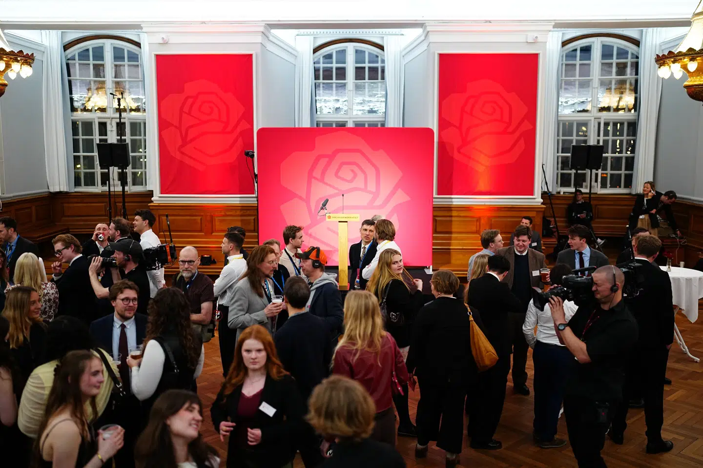 Socialdemokratiet står til at gå markant tilbage ved valget tirsdag.