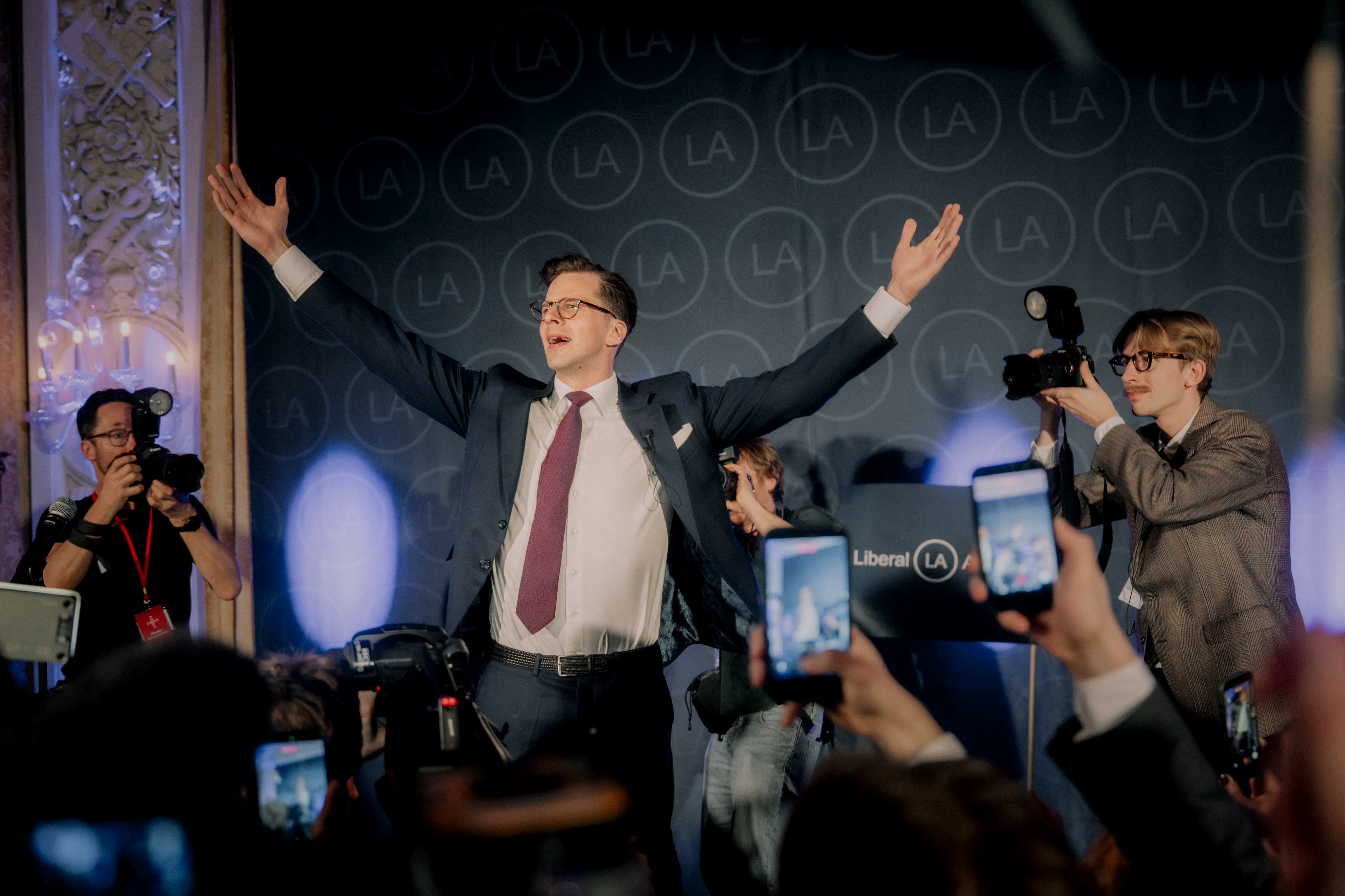 Der var tyktflydende tilgivelse til Liberal Alliances valgfest: »Jeg har også engang kørt uden cykellygter«