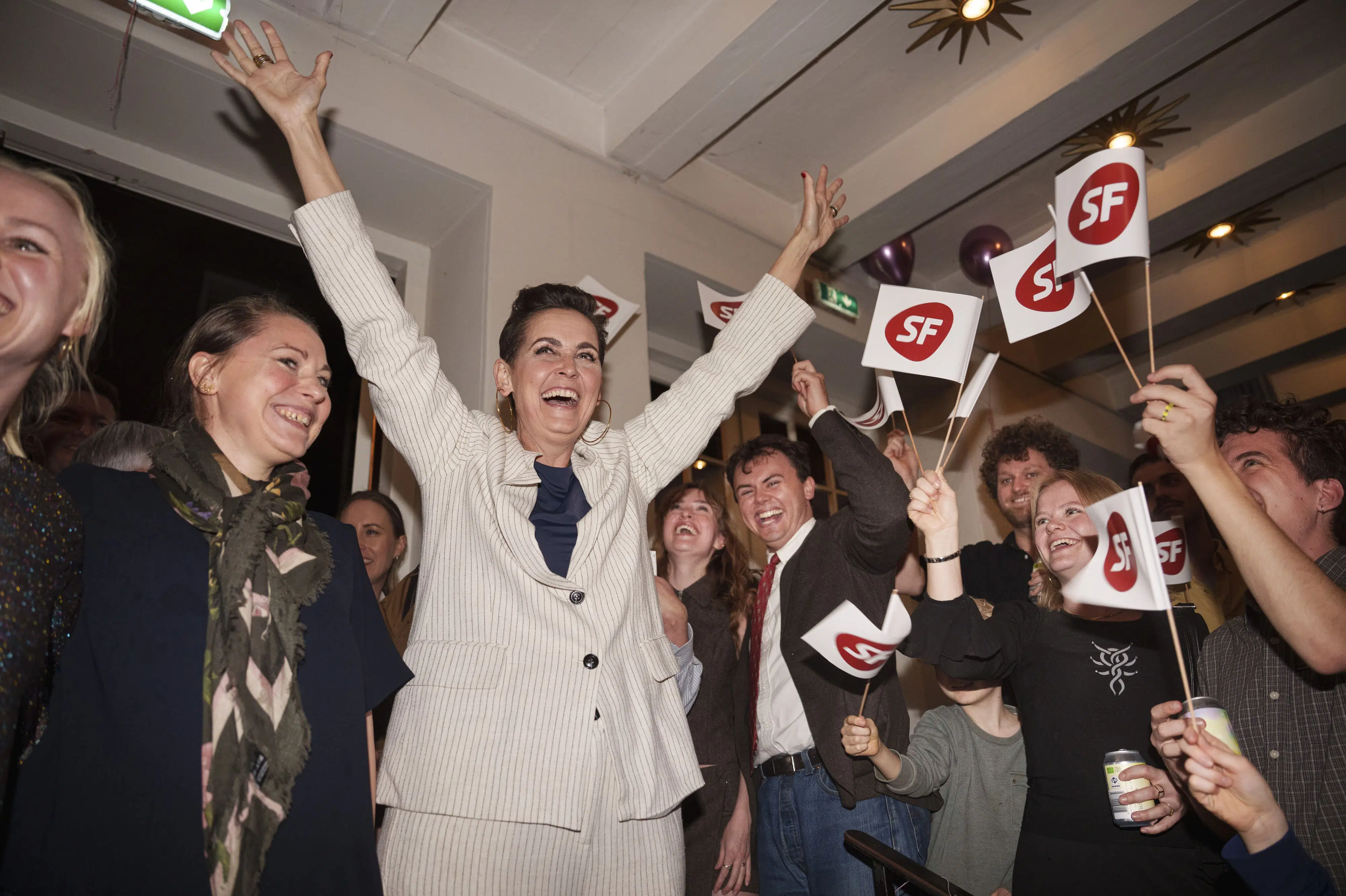 FAKTA: Sådan fordeler mandaterne sig ved valget