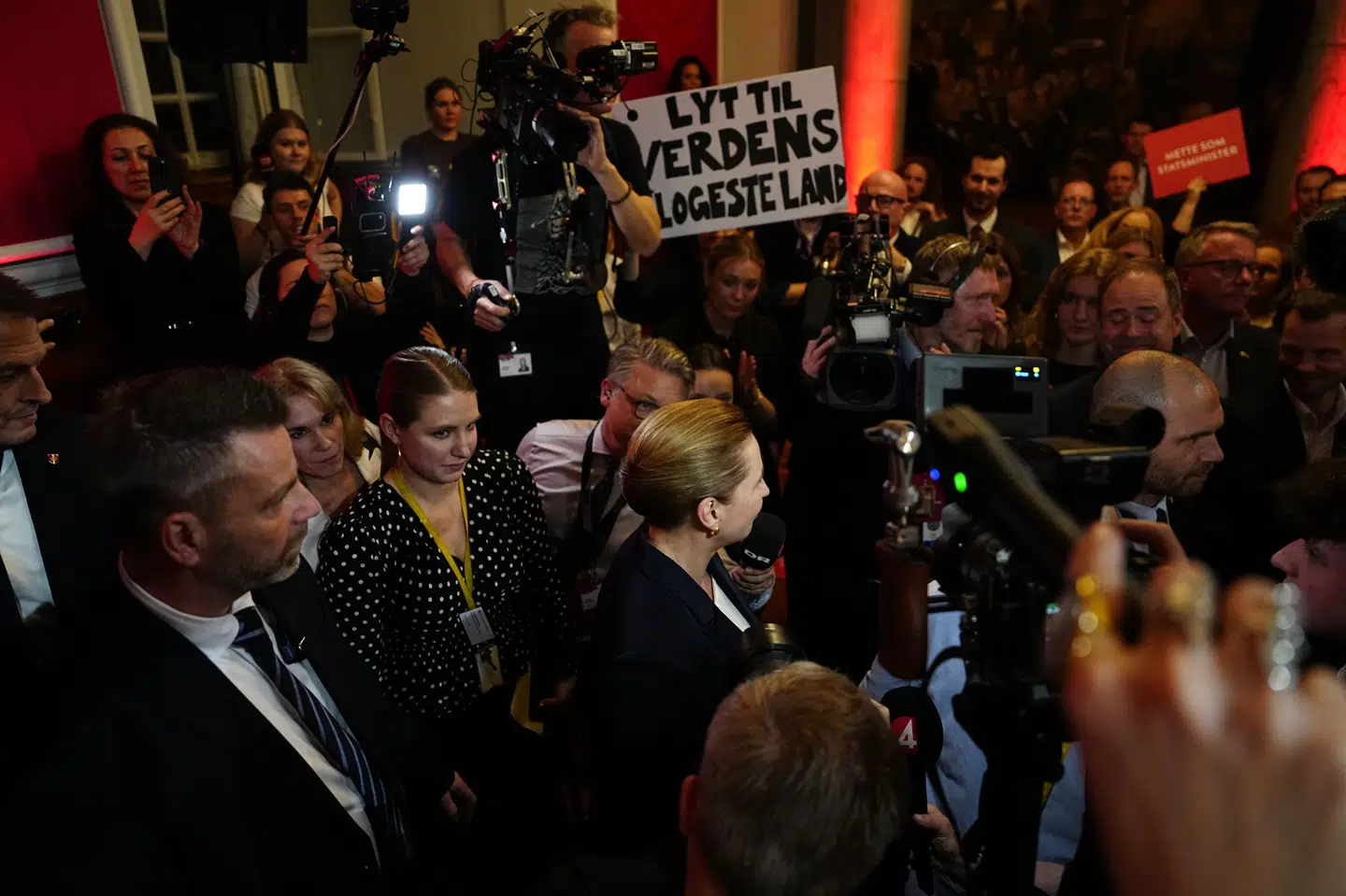 Der var propfyldt på Christiansborg tirsdag aften efter valget, hvor partilederne skulle holde tale for deres respektive partier.