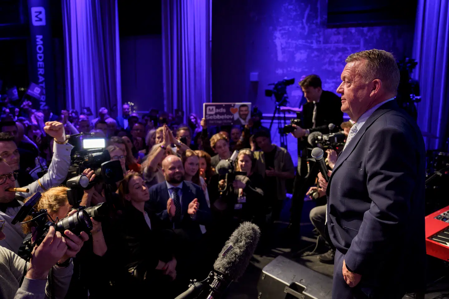 Partiformand Lars Løkke Rasmussen ankommer her til Moderaternes valgfest.