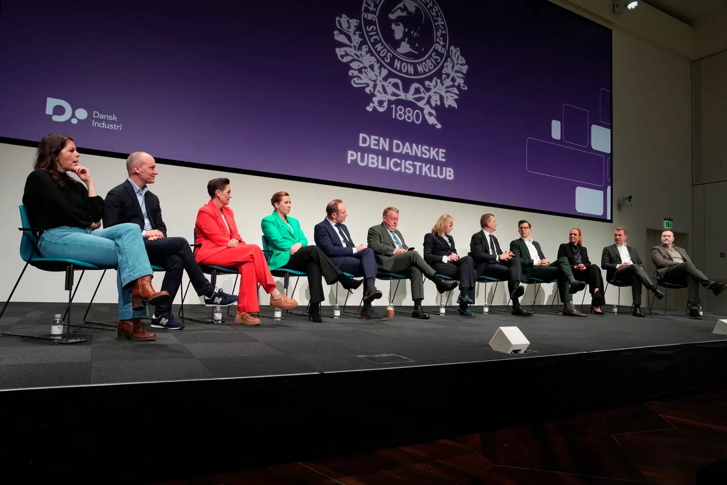 Partilederne mødes til debat i Industriens Hus.