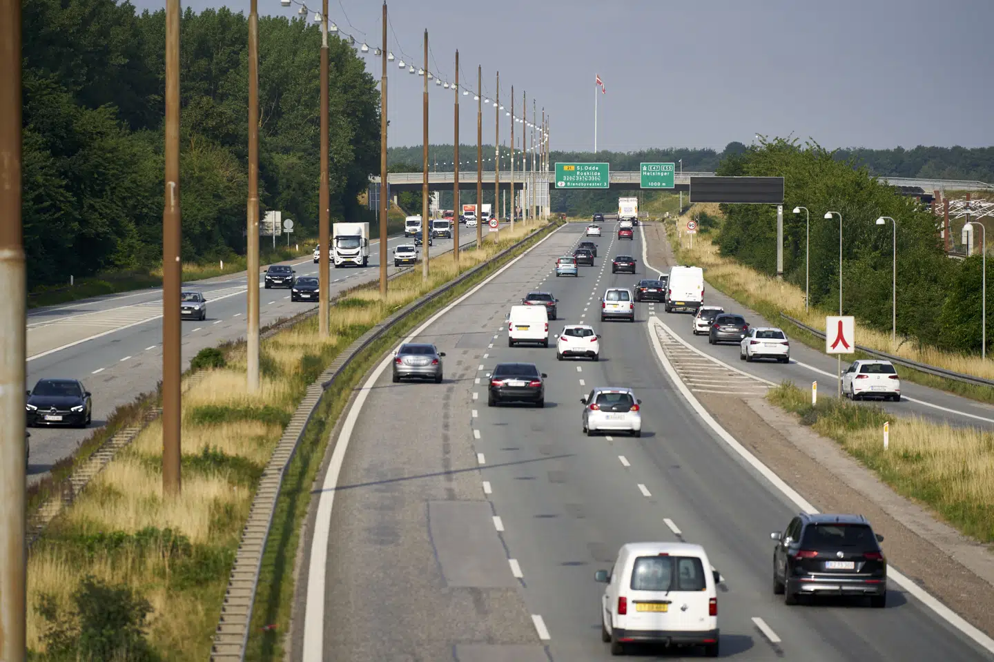 Der kan blive ekstra trængsel på vejene forud for påskedagene, lyder det fra Vejdirektoratet. (Arkivfoto).