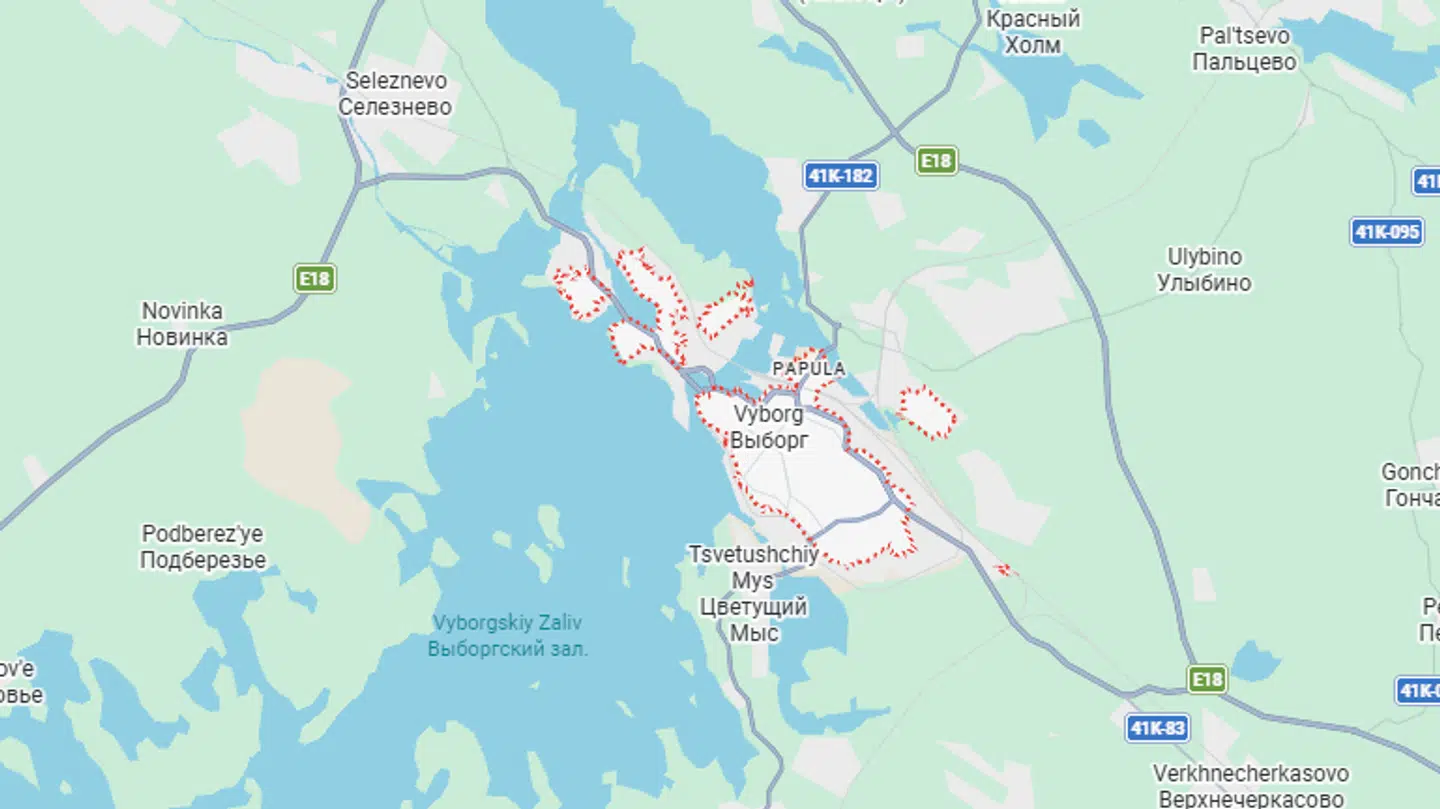 Skibet ligger udenfor den russiske by Vyborg.