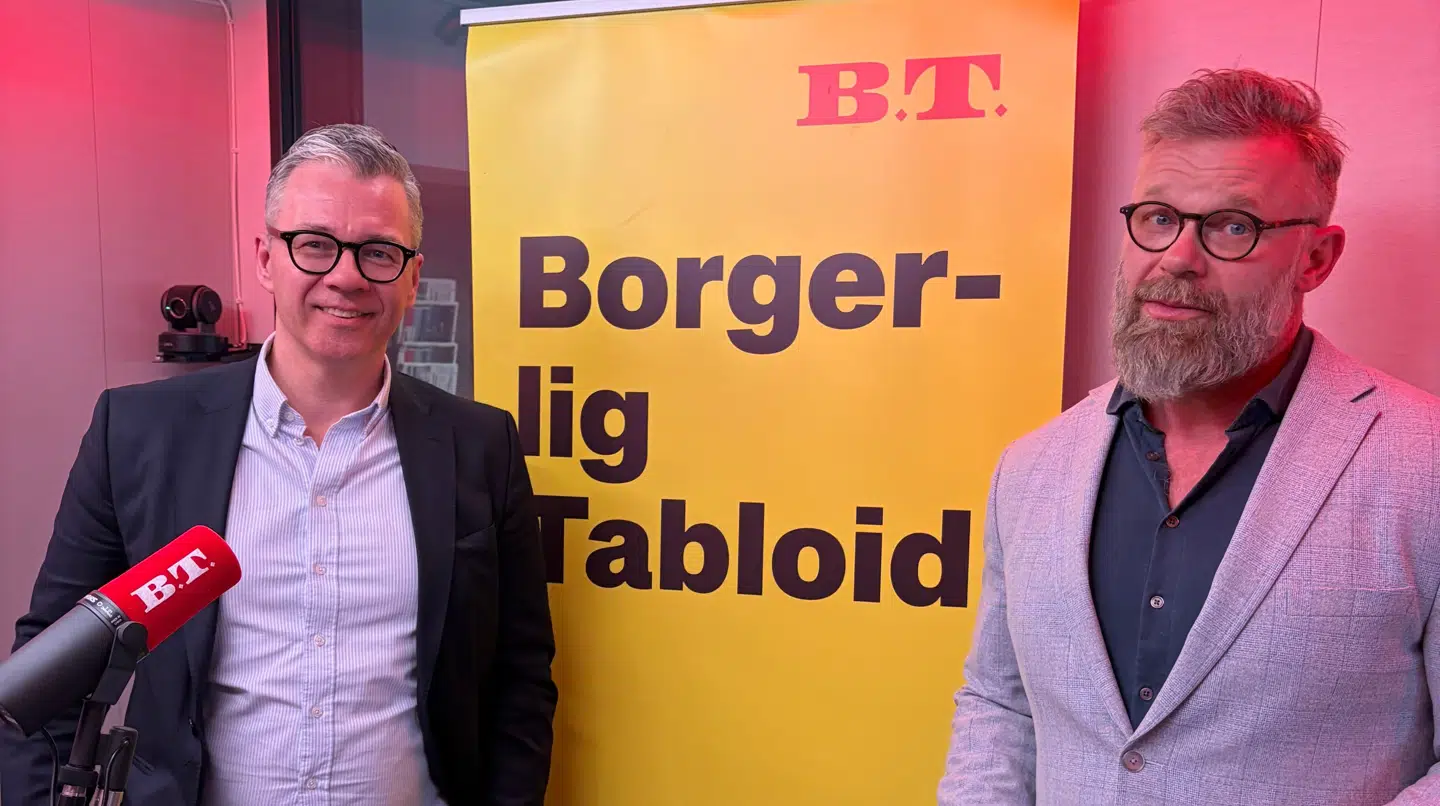 Rollerne er byttet rundt, når B.T.s chefredaktør, Simon Richard Nielsen, interviewer Joachim B. Olsen i onsdagens afsnit af B.T.s debatpodcast Borgerlig Tabloid.