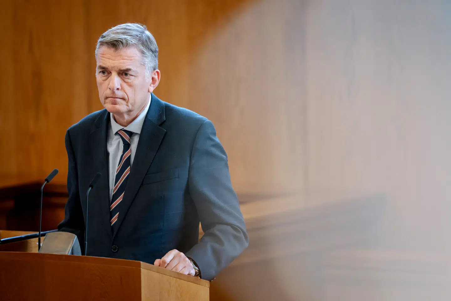 Venstre har mistet begge sine mandater i København. Dermed ryger V-profilerne Jan E. Jørgensen og Linea Søgaard-Lidell ud af Folketinget.