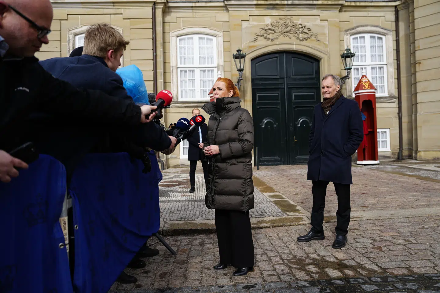 Inger Støjberg havde Peter Skaarup med til kongen onsdag efter valget. Senere onsdag står det klart, at Skaarup er fortid i Folketinget.