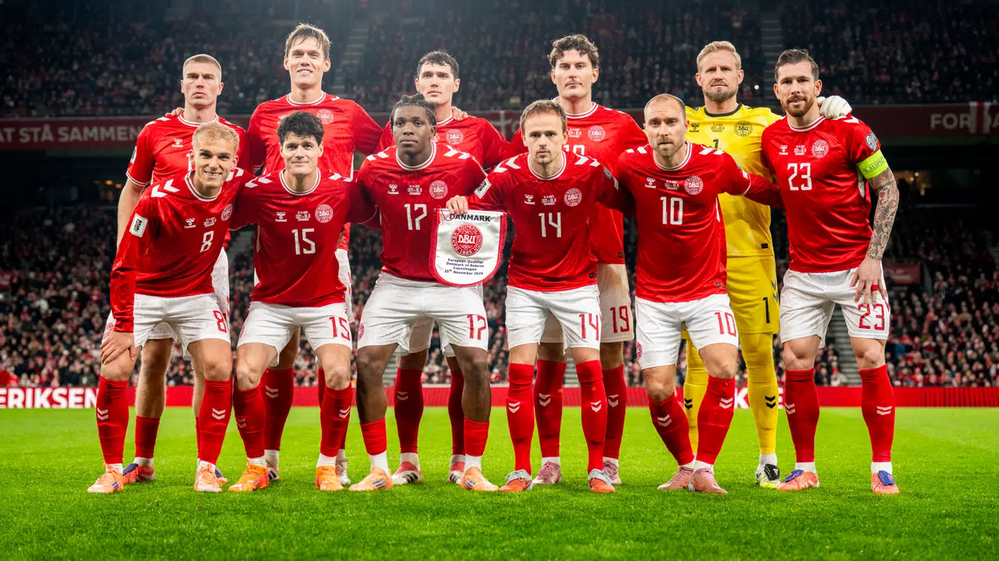 Det danske landshold inden VM-kvalifikationskampen mellem Danmark og Belarus i Parken i København lørdag den 15. november 2025.. (Foto: Ida Marie Odgaard/Ritzau Scanpix)