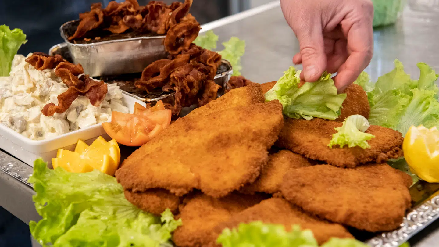 Påskefrokosten er blevet dyrere
