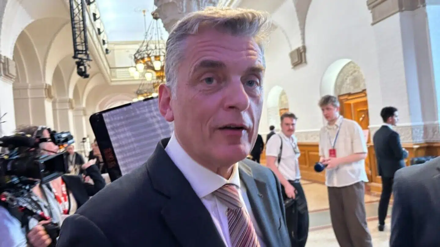 Her ses V-profilen lige før midnat tirsdag på Christiansborg, da det stod klart, at han ikke ville blive genvalgt.