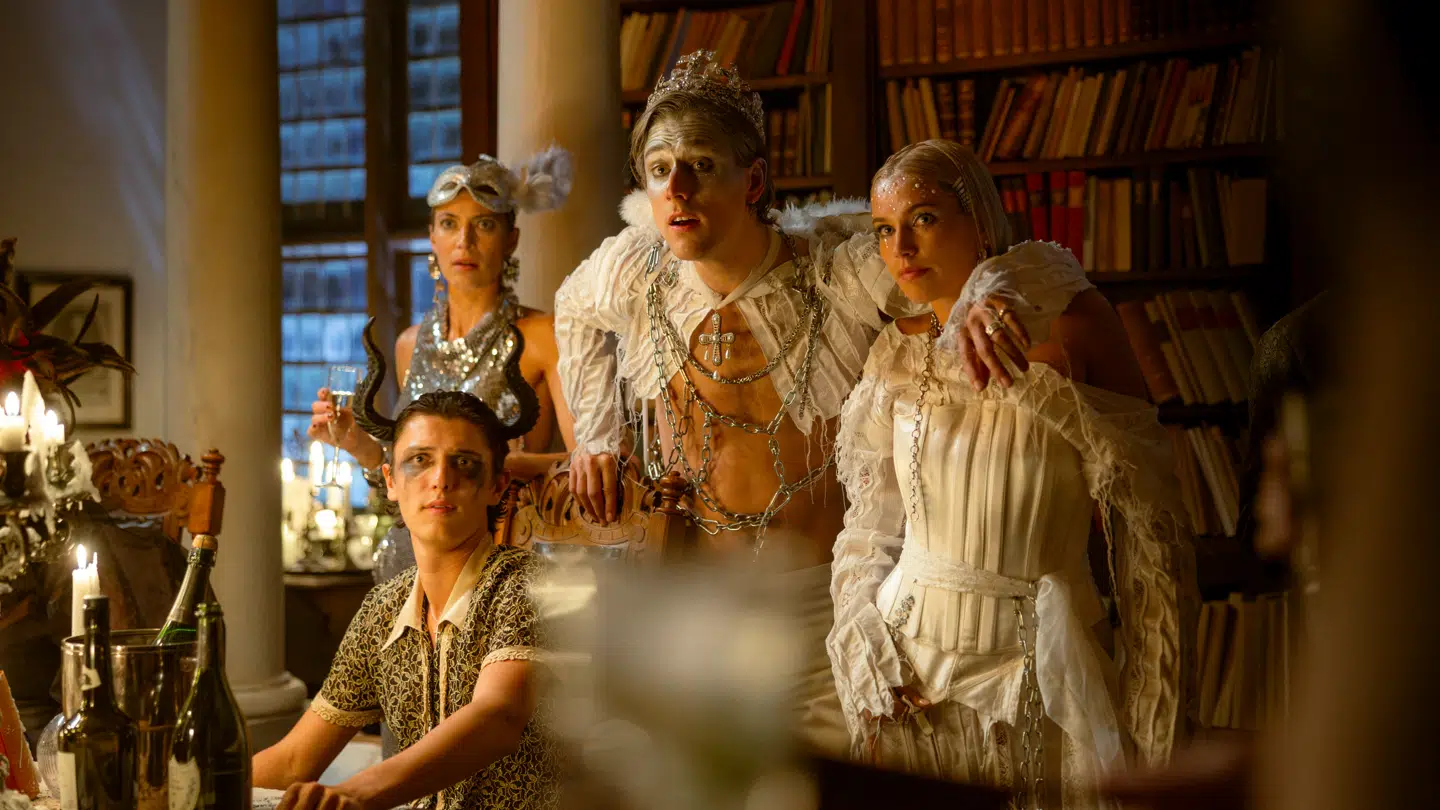 Grev Nikolai spiller en mindre birolle i 'Doktor Glas'.