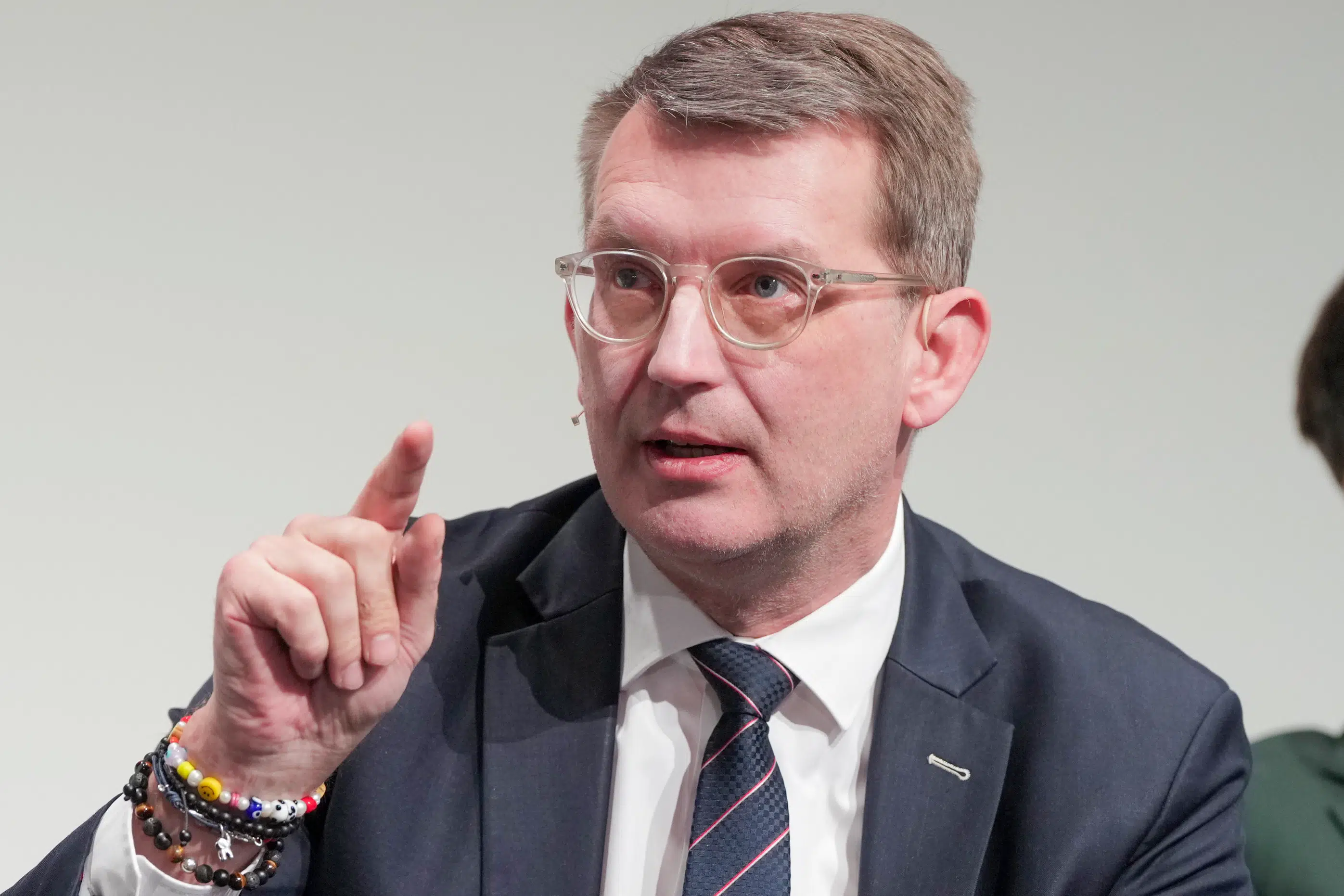 Troels Lund vil »gøre Danmark rigere«. Men Messerschmidt vil tømme kassen