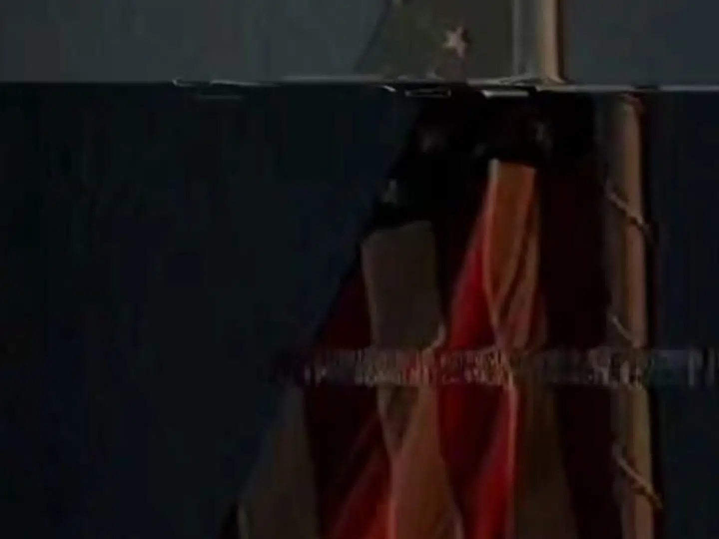 Det Hvide Hus har delt to kryptiske videoer.