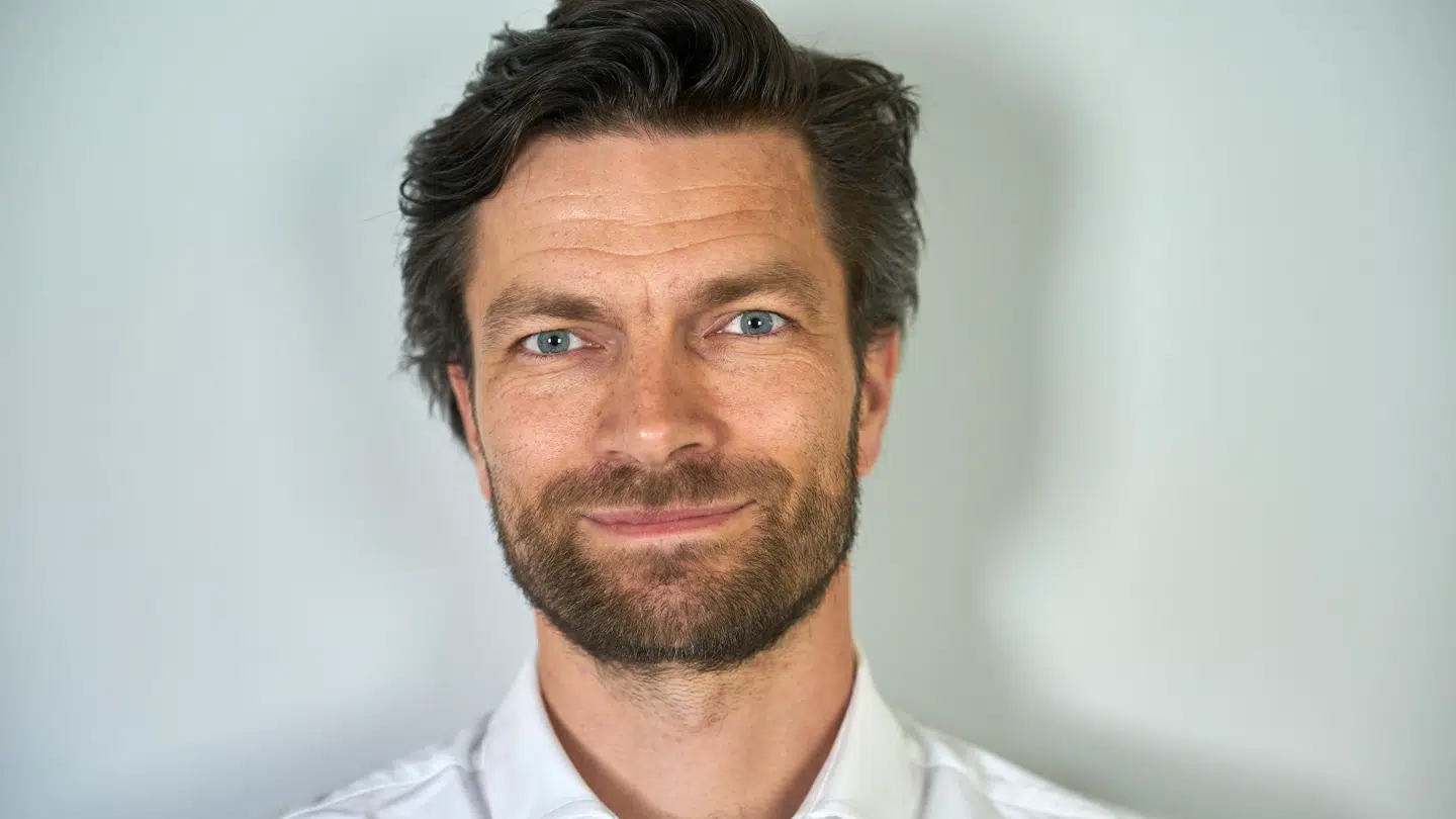 Thomas Skov synes, det er en uskik at fyre folk i flæng.