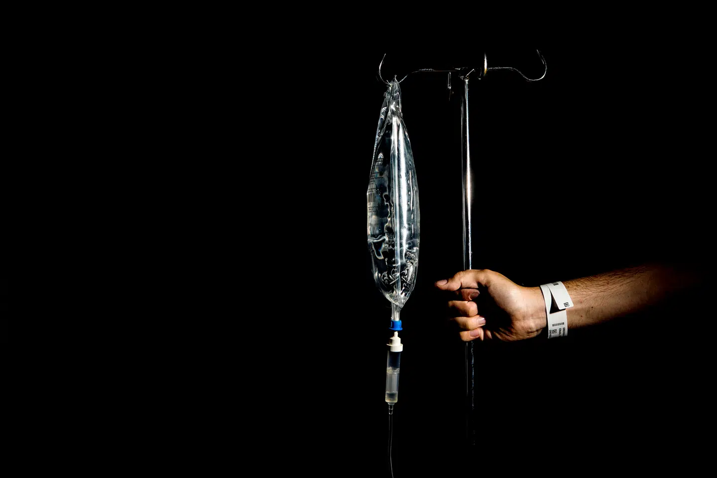 Hvis sundhedsdebatten fortsat kun handler om hospitalernes kapacitet, risikerer vi at overse en central del af løsningen, lyder det fra Daniel Staal Nyboe, der er bestyrelsesmedlem i SundFornuft og Maria Kohinoor Larsen, der er forperson i SundFornuft. Foto: Nikolai Linares