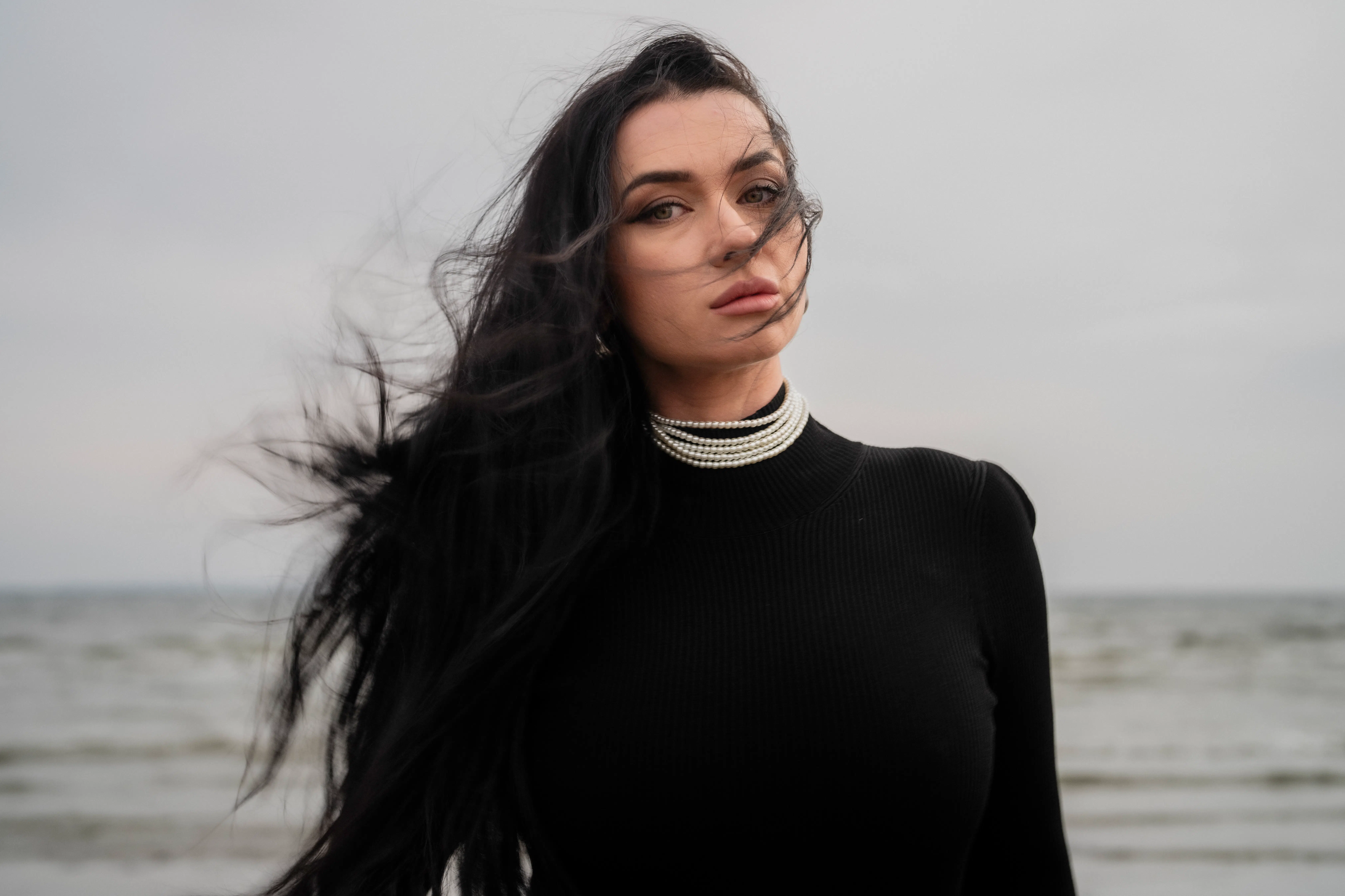 Irina Olsens ægteskab smuldrede for øjnene af internettet. Nu skriver kvinder i tusindvis til hende