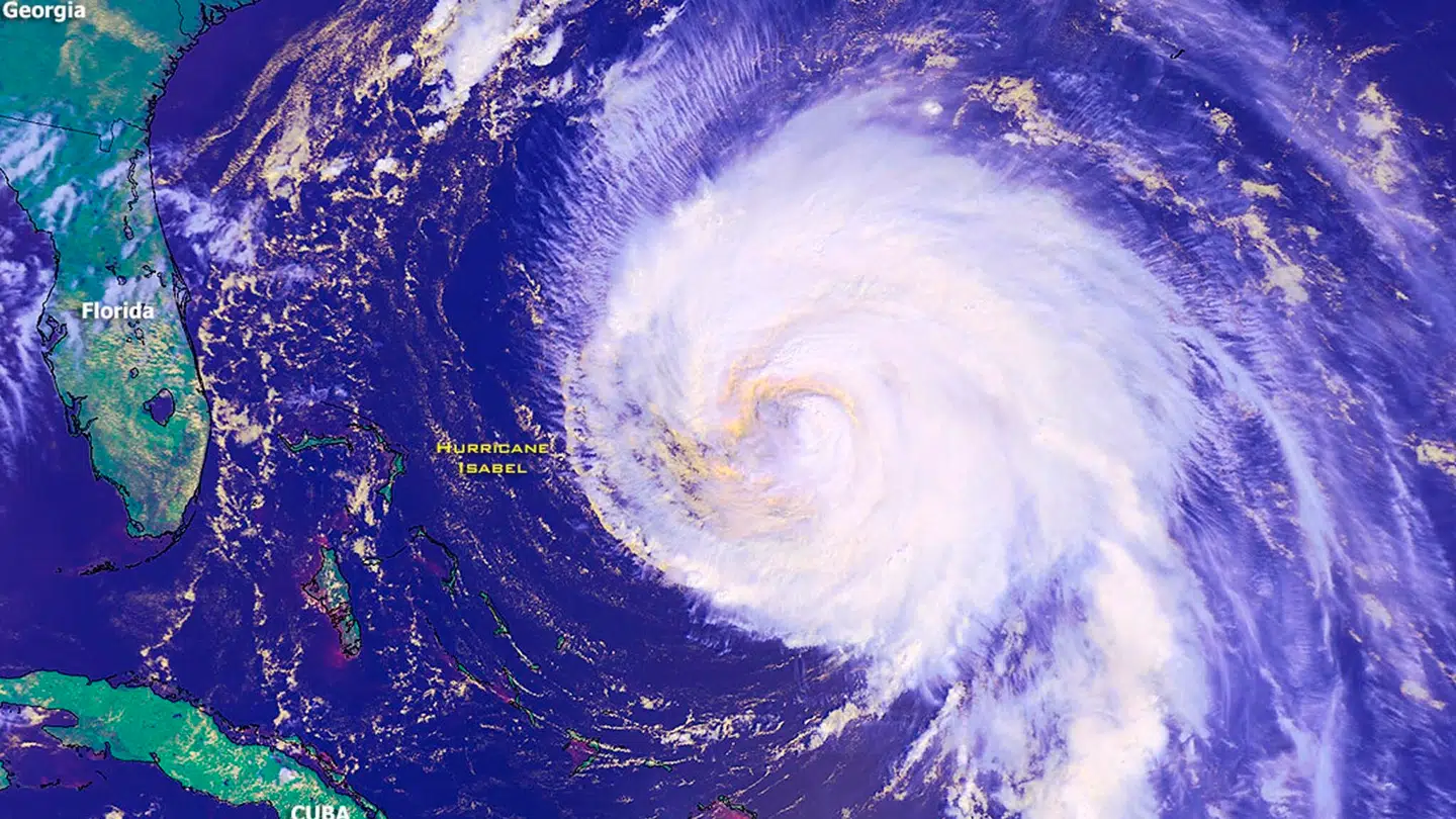 Millioner af amerikanere opfordres til at forberede sig på orkan-sæson.