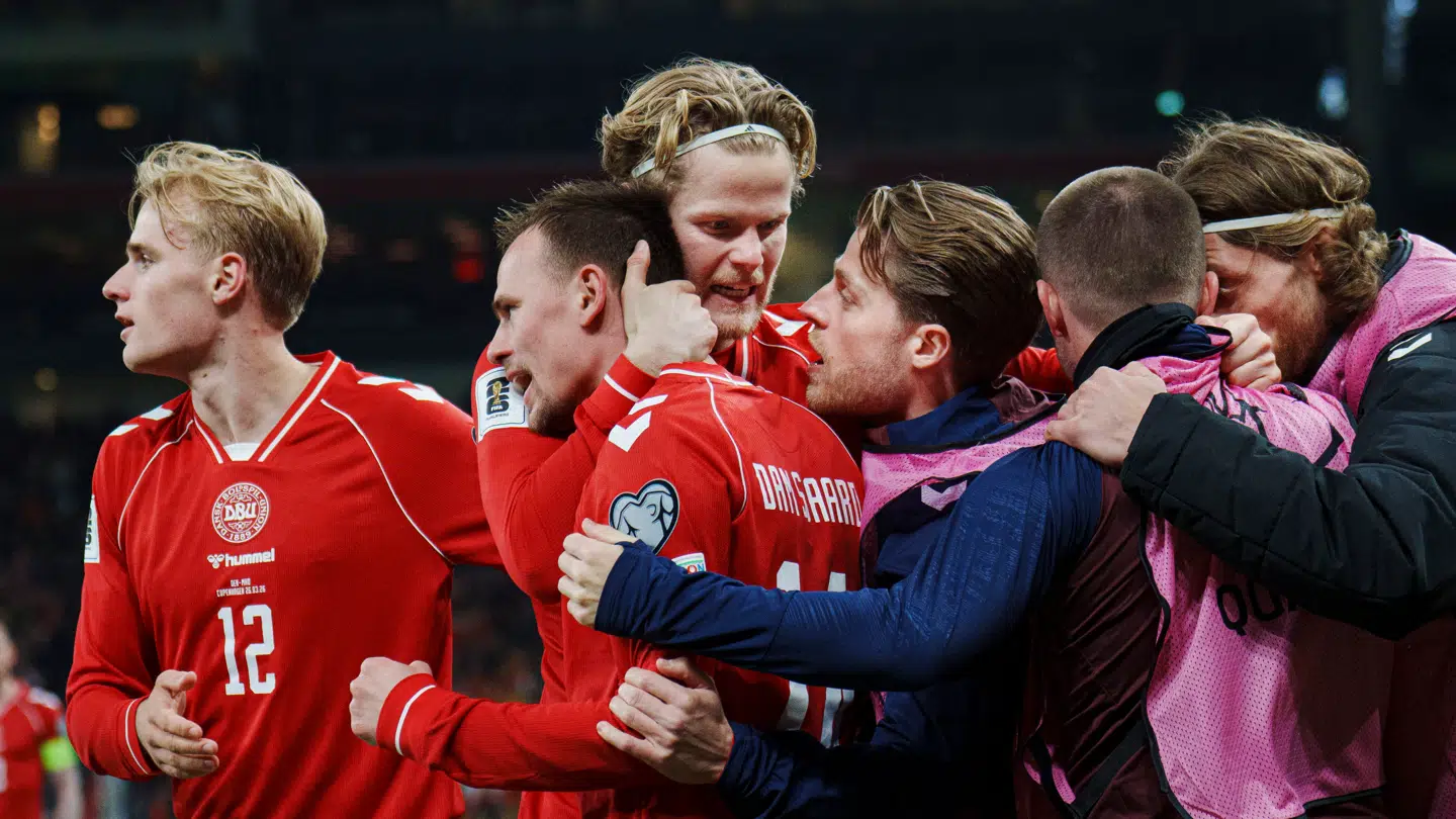 Danmark ydmygede Nordmakedonien i Parken.