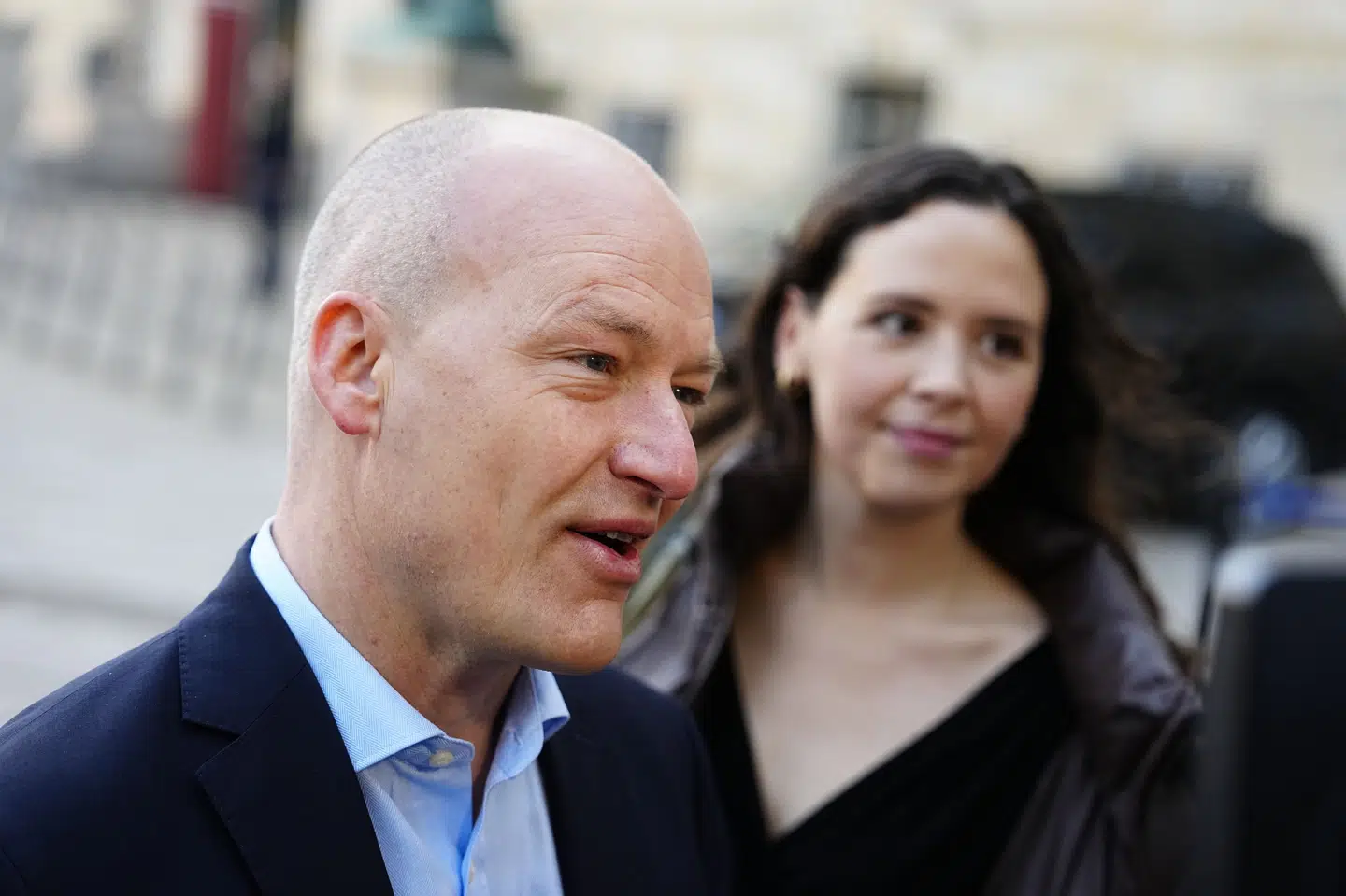 Politisk ordfører Enhedslisten Pelle Dragsted (EL) og Victoria Velasquez ankommer til Statsministeriet.