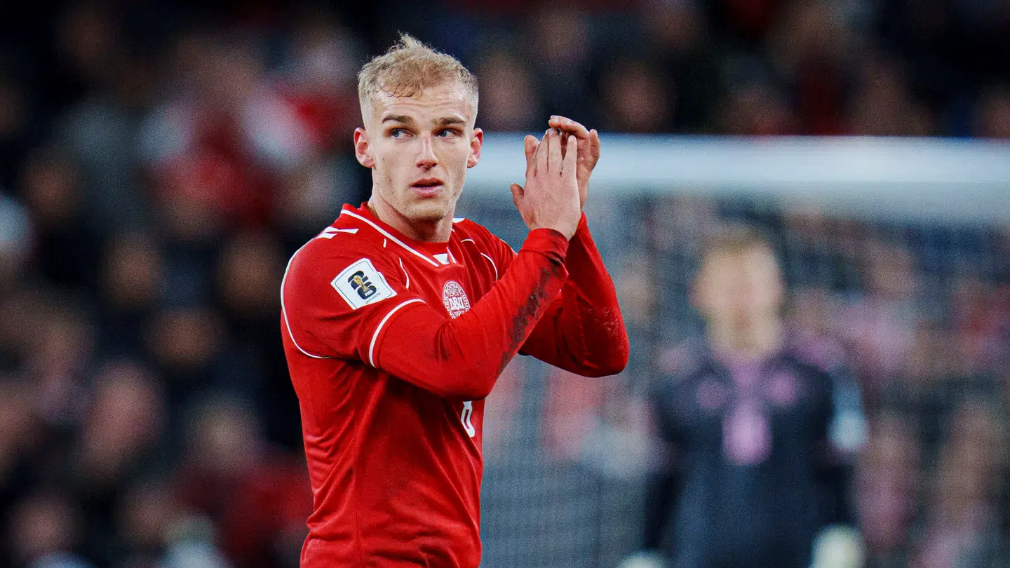 Gustav Isaksen stjal showet i Parken.