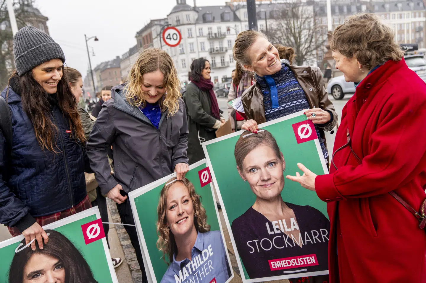 Enhedslistens Pil Christensen, Mathilde Vinther og Leila Stockmarr fører valgkamp i København. (Arkivfoto).