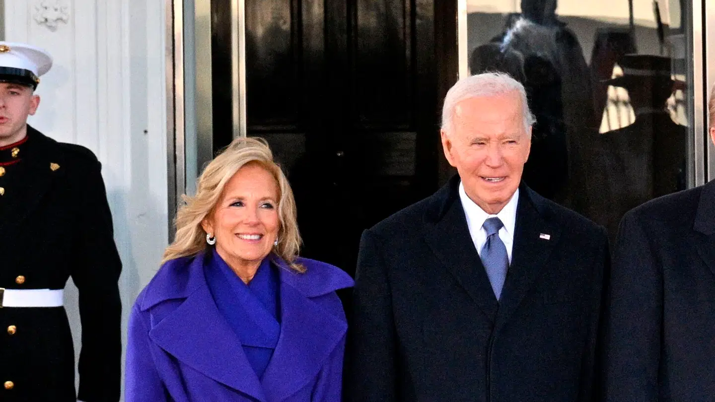 Joe og Jill Biden er dagligt under beskyttelse af det amerikanske sikkerhedspoliti Secret Service. Fredag morgen blev en af den tidligere førstedames agenter skudt i benet - ved en fejl.