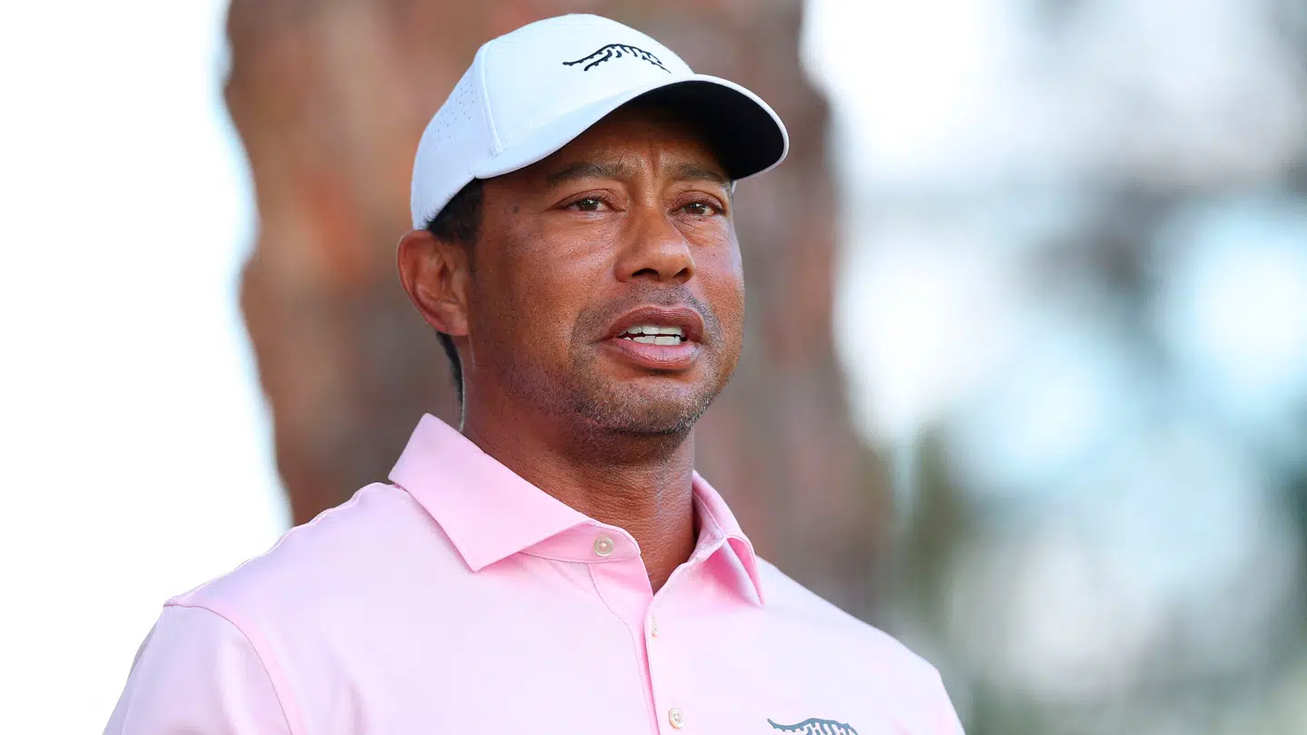 Ifølge amerikansk medie har Tiger Woods været udsat for en ulykke fredag, hvor hans køretøj angiveligt er rullet rundt. Hans tilstand er pt. ukendt.