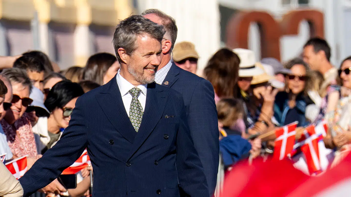 Hvad giver man egentlig en konge i gaven? Det afslører kongeparrets gaveliste, der netop er blevet offentliggjort.