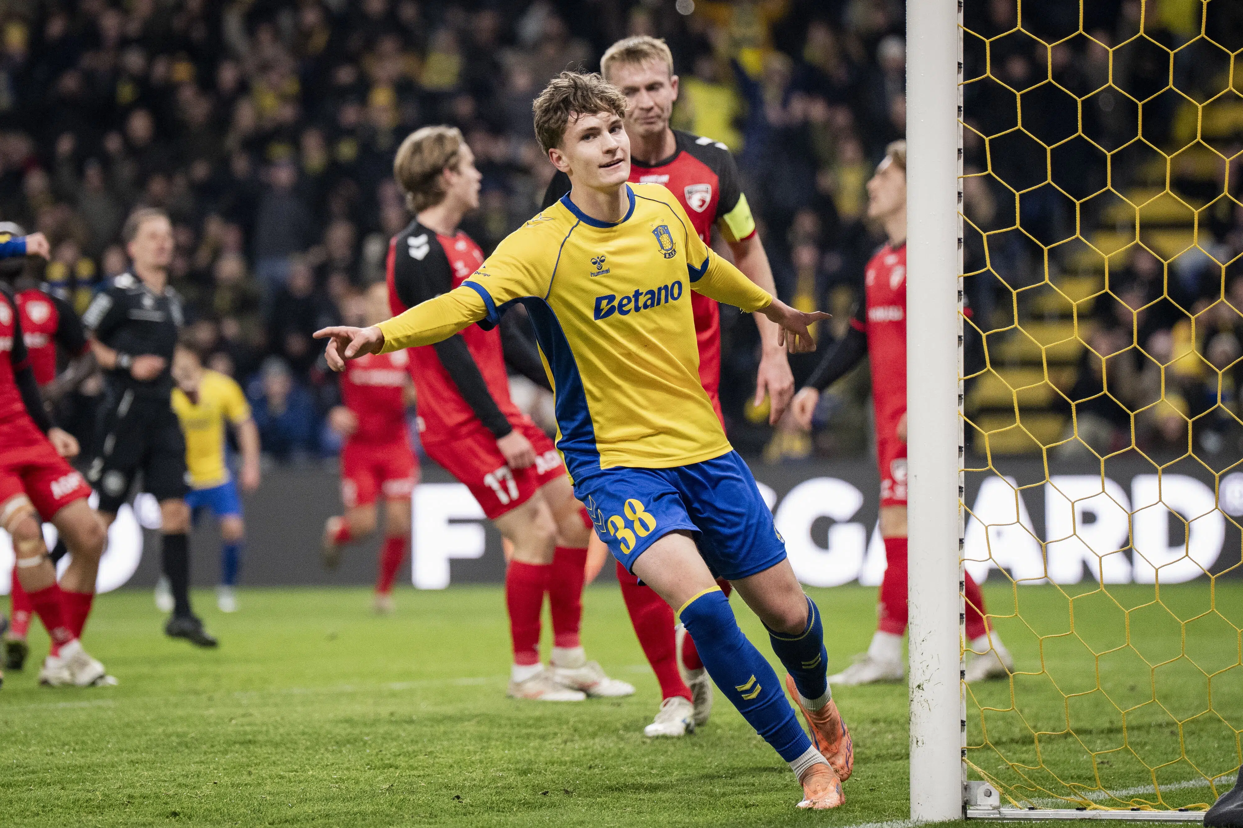 Brøndby belønner angrebstalent med ny kontrakt på fødselsdag