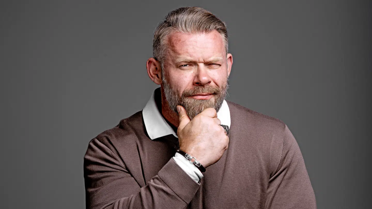 Selv hvis transkvinder får hormonbehandling eller andet, så har de været større og stærkere tidligere, og det er en åbenlys uretfærdighed i sport, peger Joachim B. Olsen på.