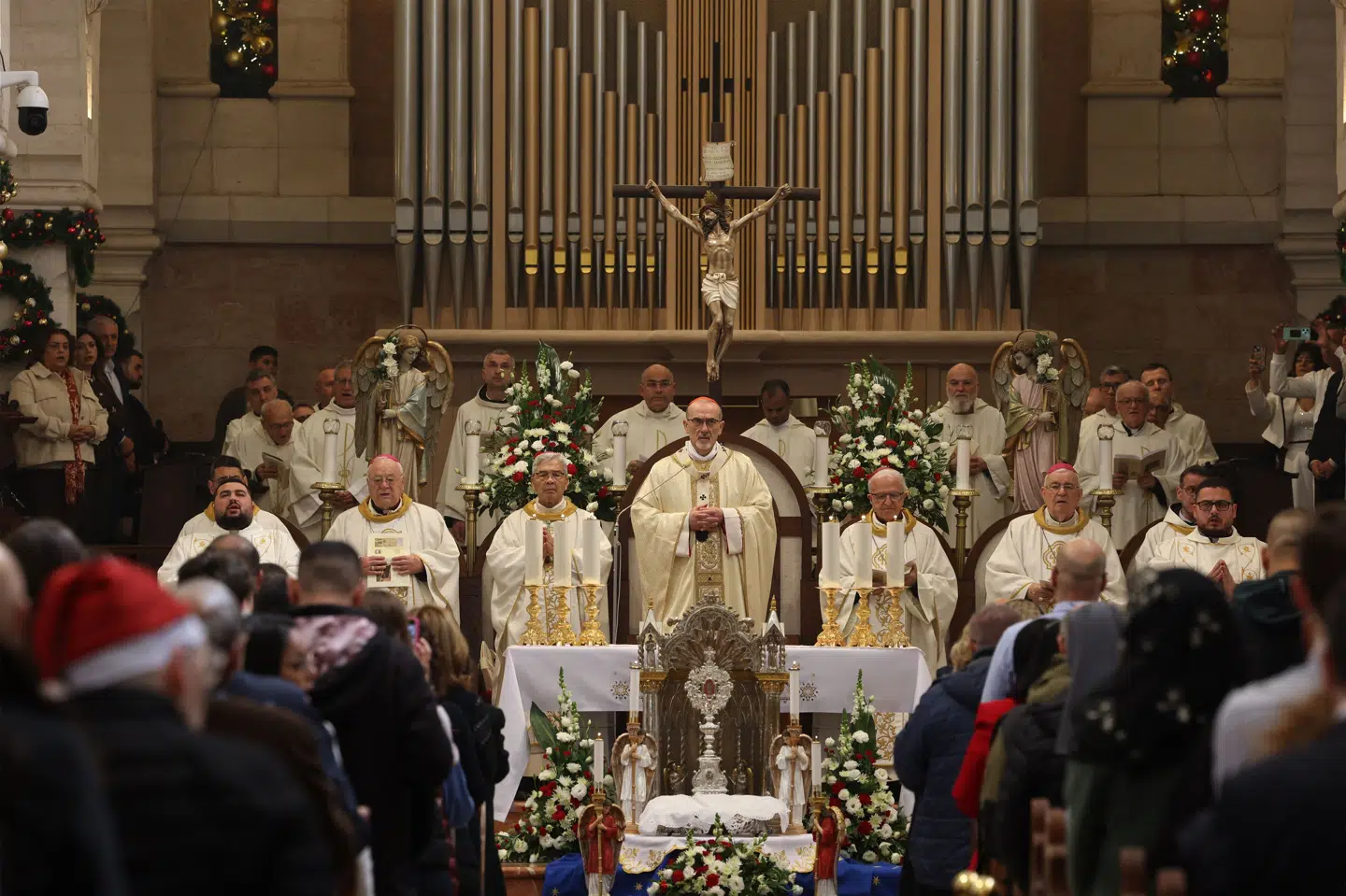 Den katolske kirke i Jerusalems ledelse har for første gang i flere hundrede år oplevet, at det israelske politi nægter dem adgang til deres helligste kirke. Hændelsen kommer i kølvandet på flere restriktioner for offentlige forsamlinger i landet. (Arkivfoto.)