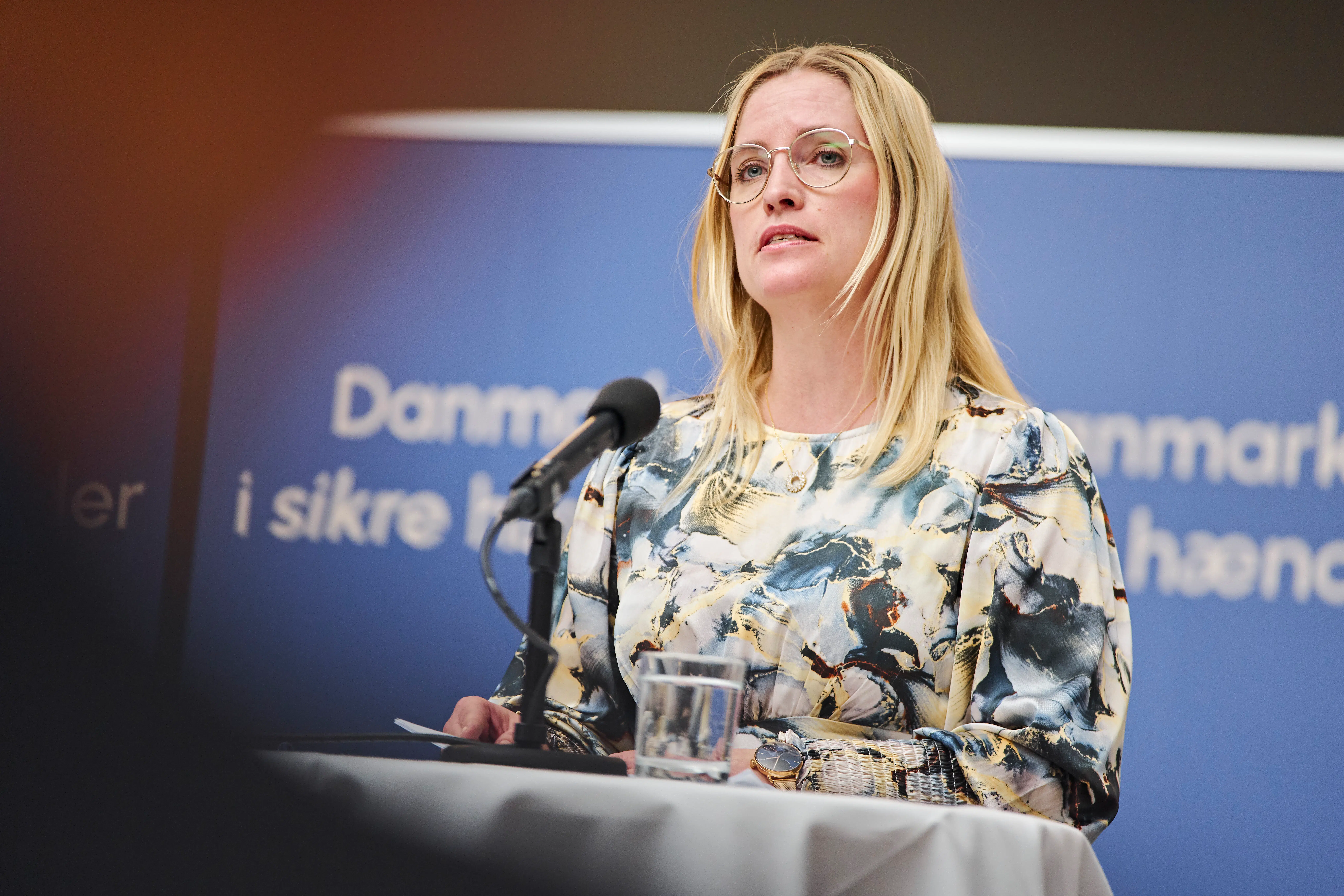 Medie: Venstre-kandidat sat på plads af Stephanie Lose i debat om drikkevand