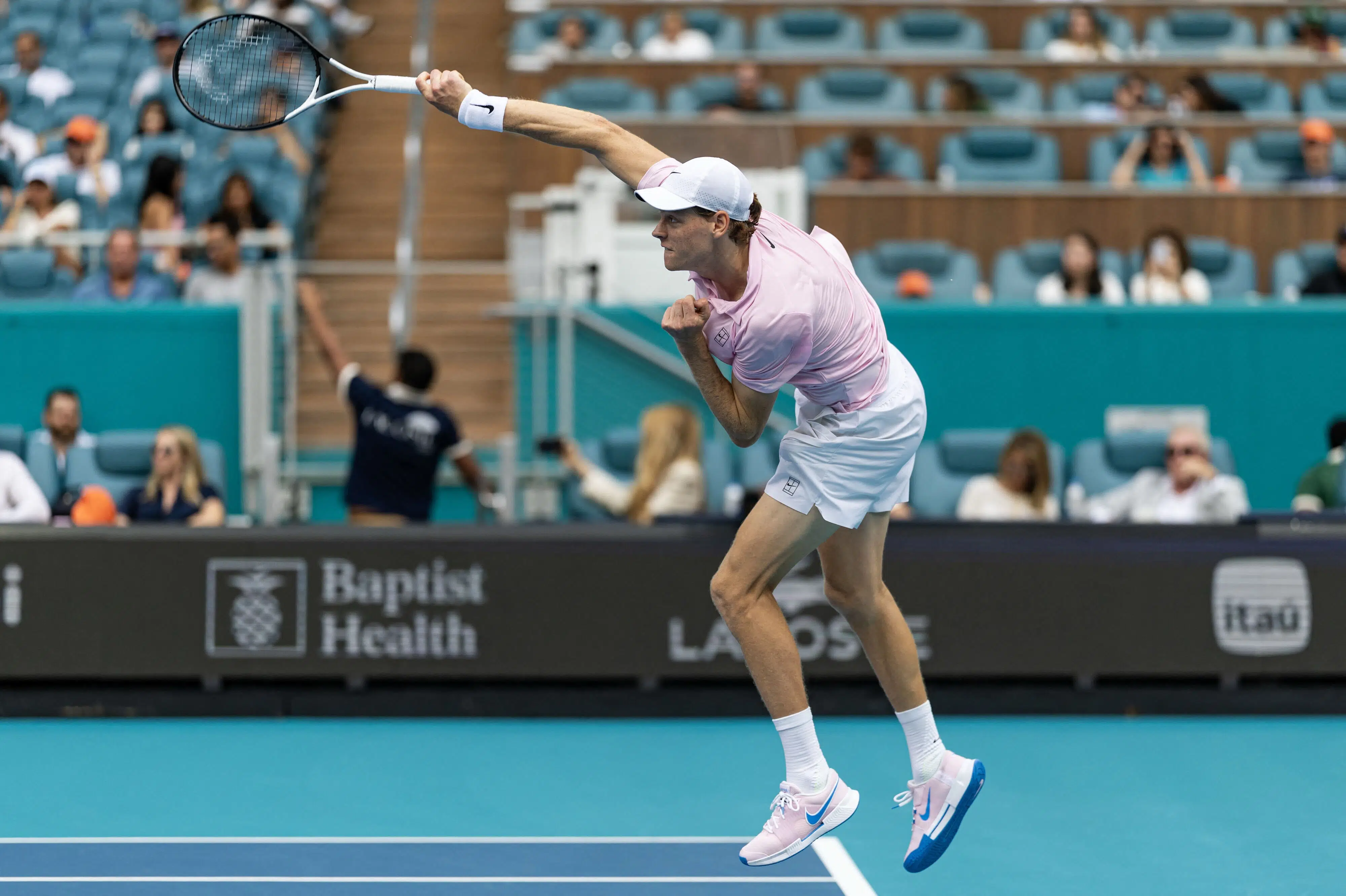 Sinner udbygger rekord i suveræn Miami Open-triumf