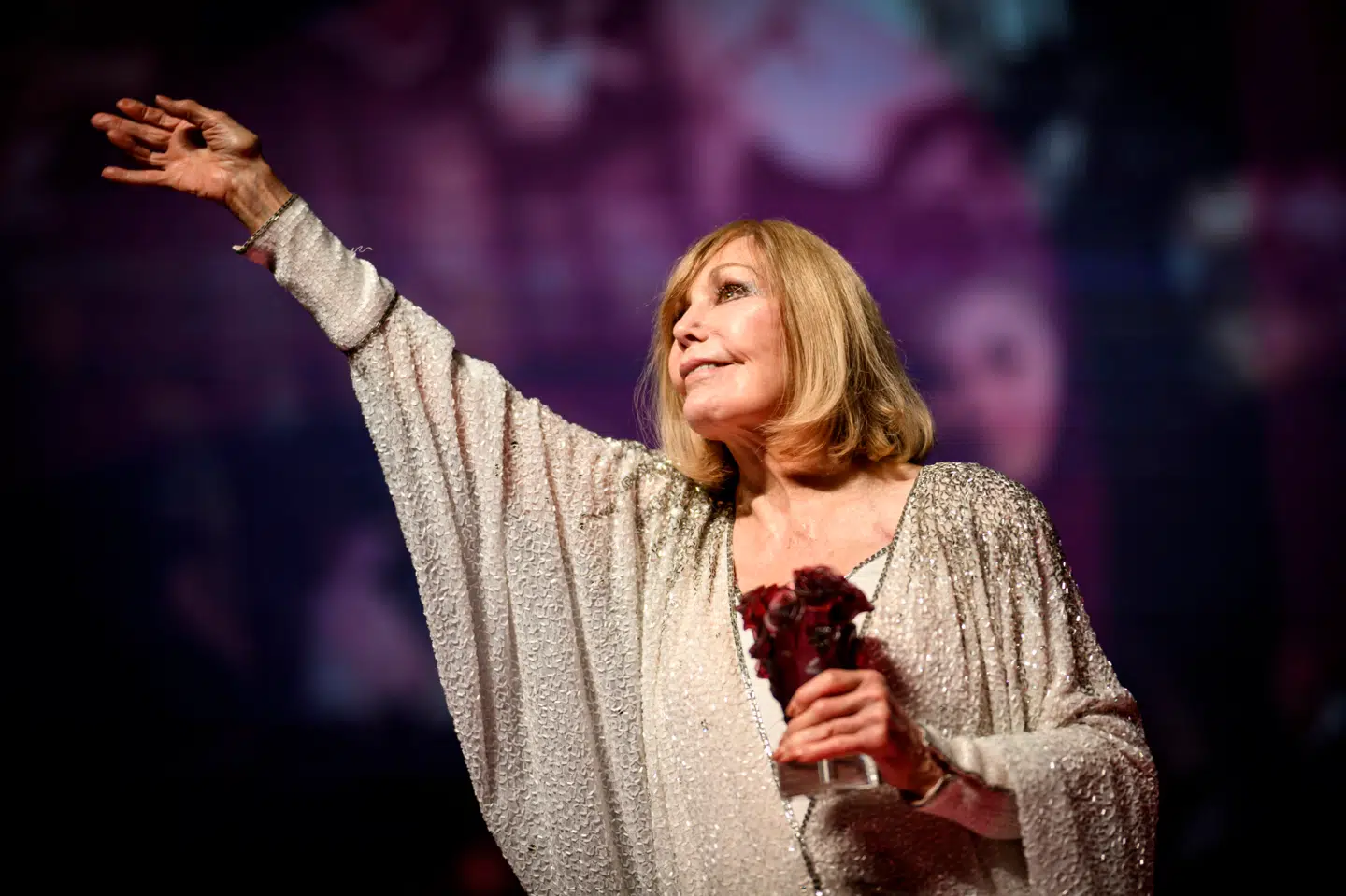 Kim Novak (f. 1933) trak sig allerede som 33-årig delvist tilbage fra filmkarrieren og medvirkede siden kun sporadisk i film. Hun gik endeligt på pension i 1991. Billedet er taget i 2025, hvor Novak modtog en hæderspris ved Deauville American Film Festival i Frankrig.